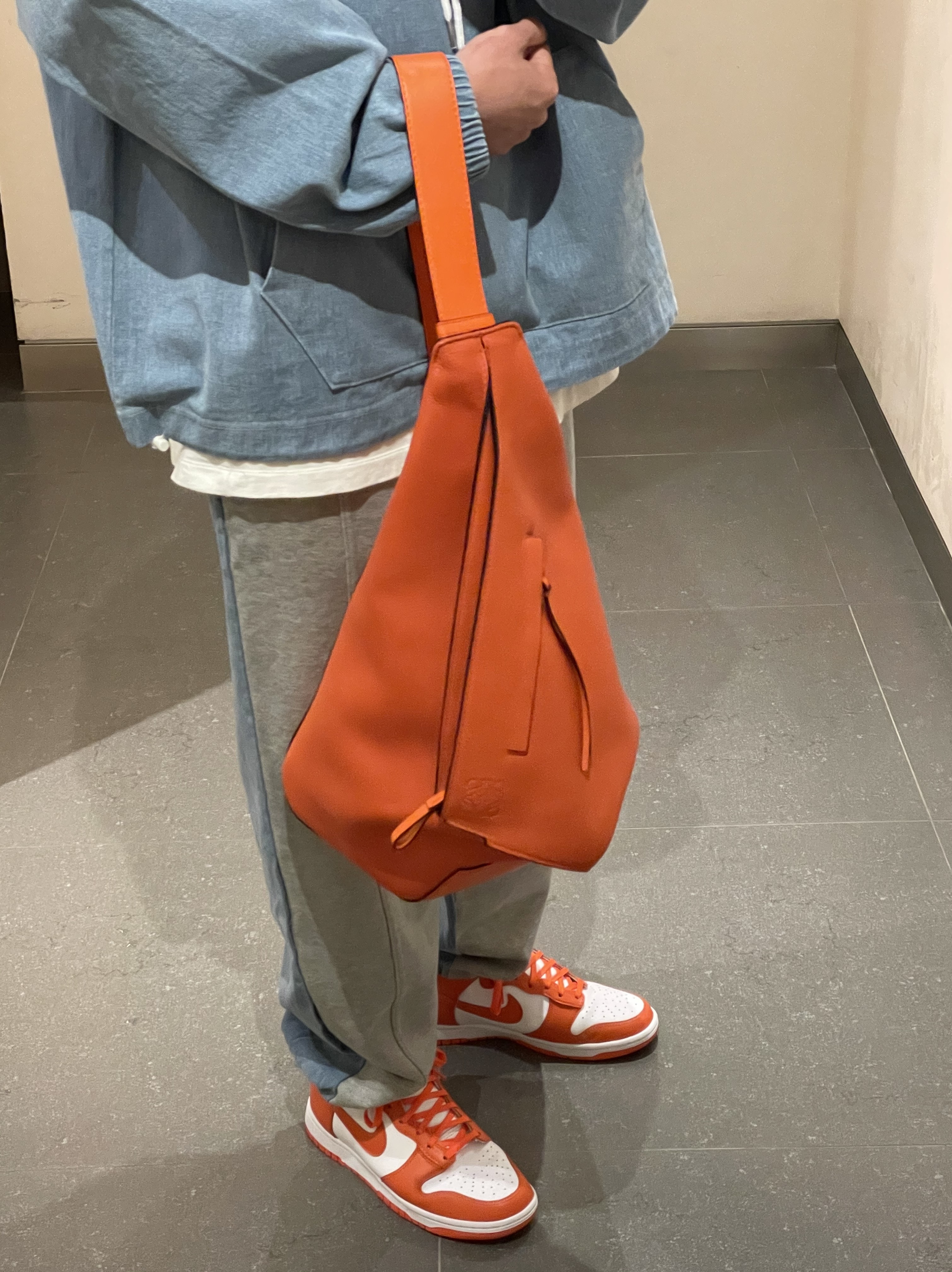 Nike Dunk High Retro Orange Blaze 착용 스타일 - 3