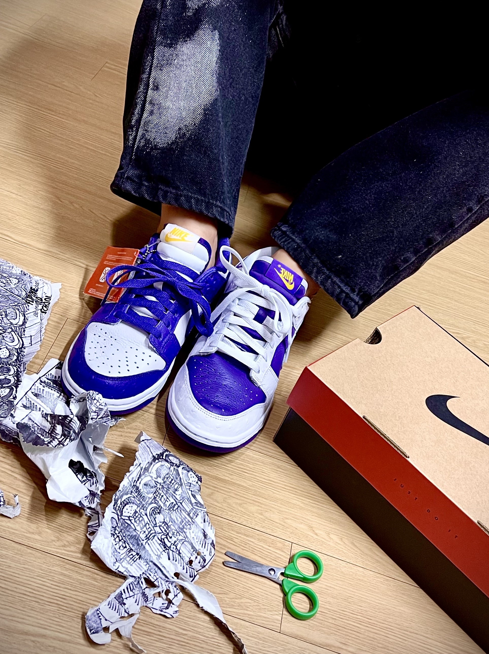 (W) Nike Dunk Low SE Flip 착용 스타일 - 2