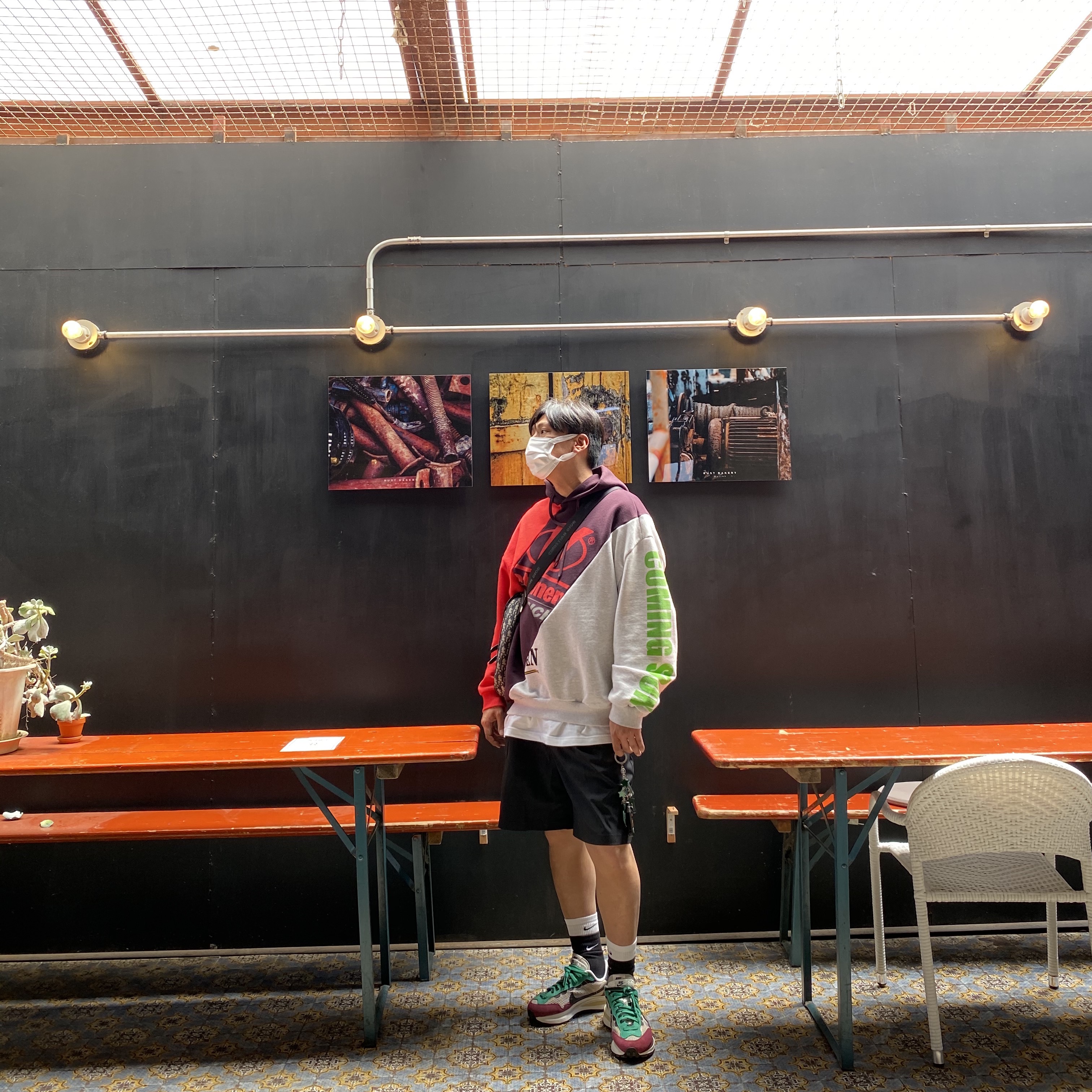 Nike x Sacai VaporWaffle String & Black Villain Red 착용 스타일