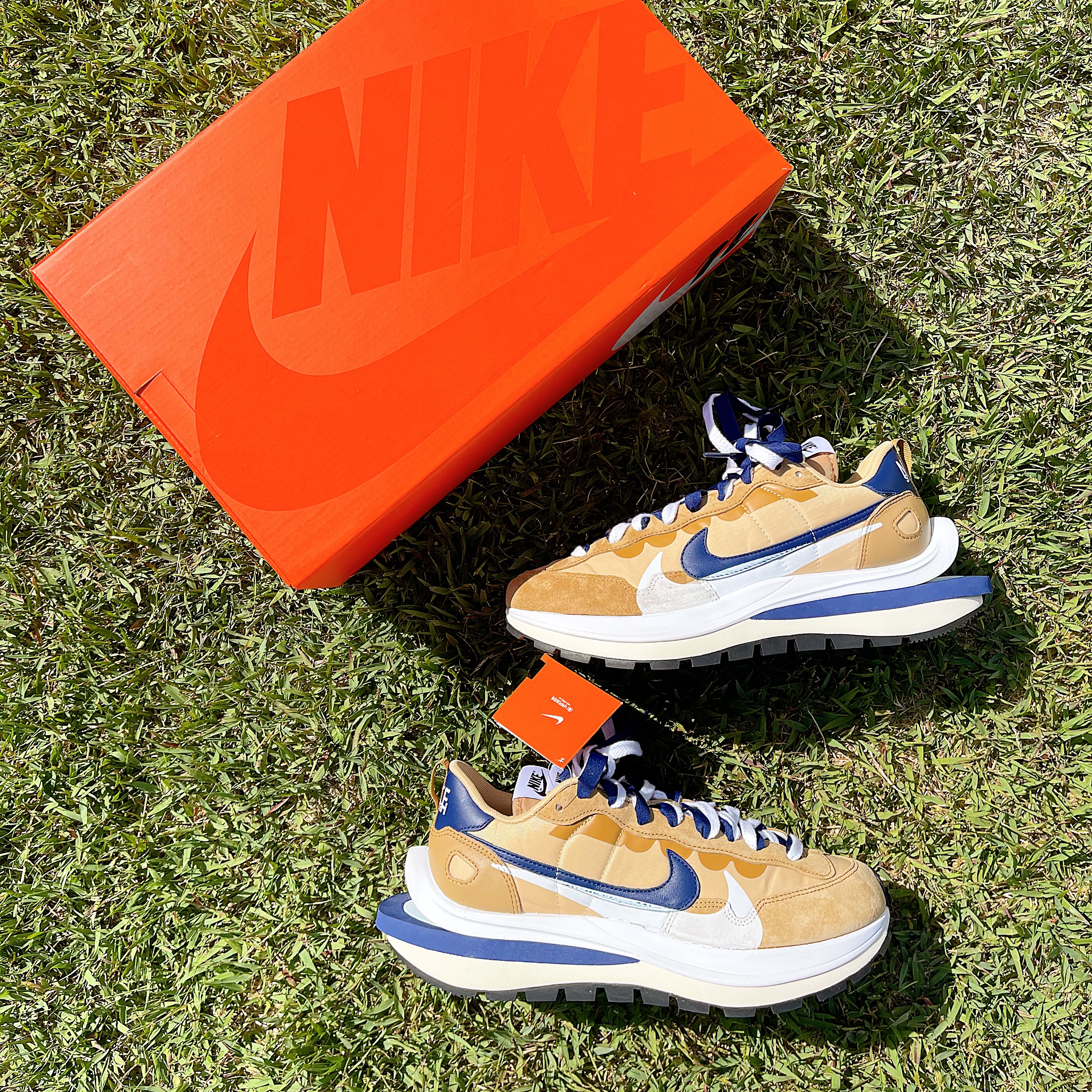Nike x Sacai VaporWaffle Sesame and Blue Void 착용 스타일