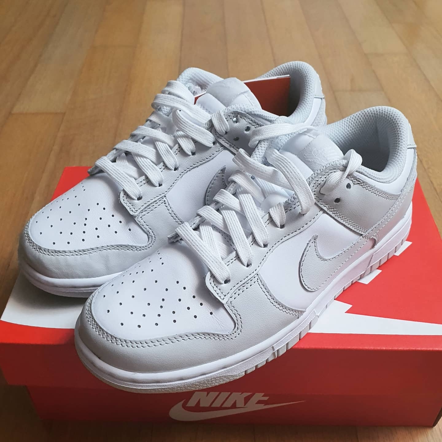 (W) Nike Dunk Low Photon Dust 착용 스타일 - 1