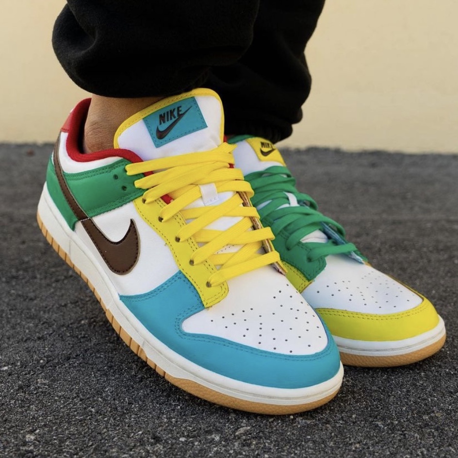 Nike Dunk Low SE Free.99 White 착용 스타일 - 3