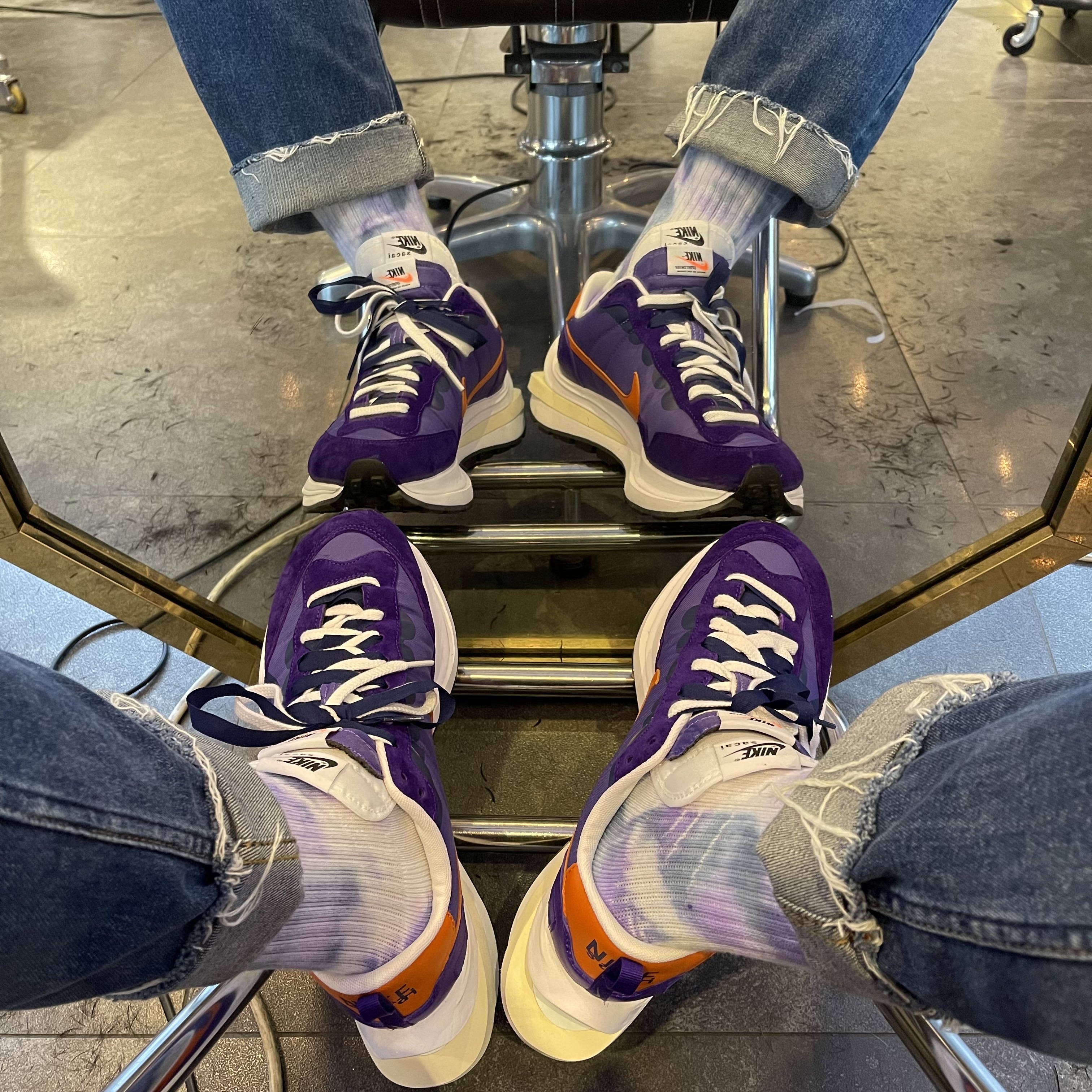 Nike x Sacai VaporWaffle Dark Iris 착용 스타일