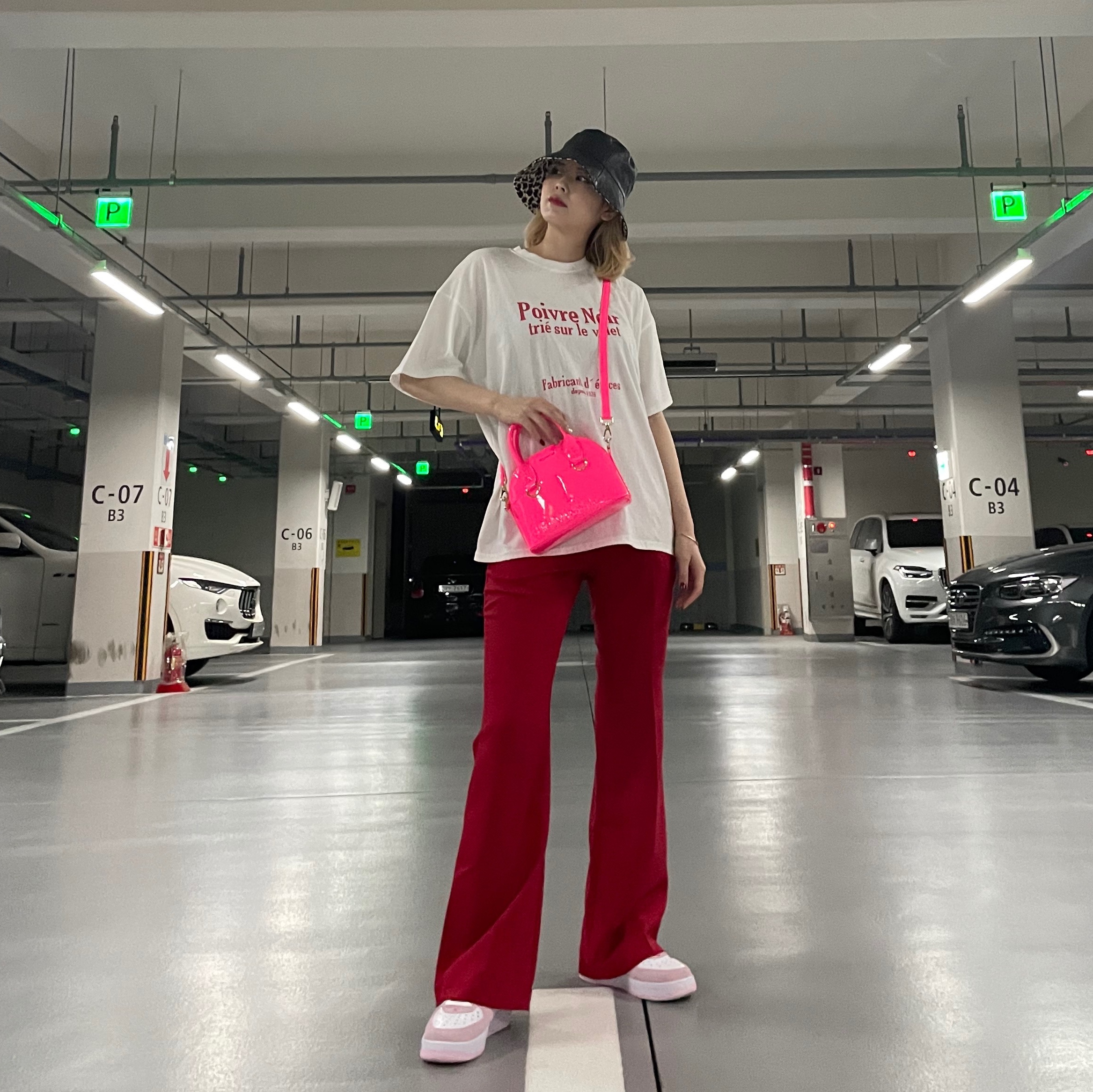 Nike Air Force 1 '07 QS Valentine's Day 착용 스타일 - 1