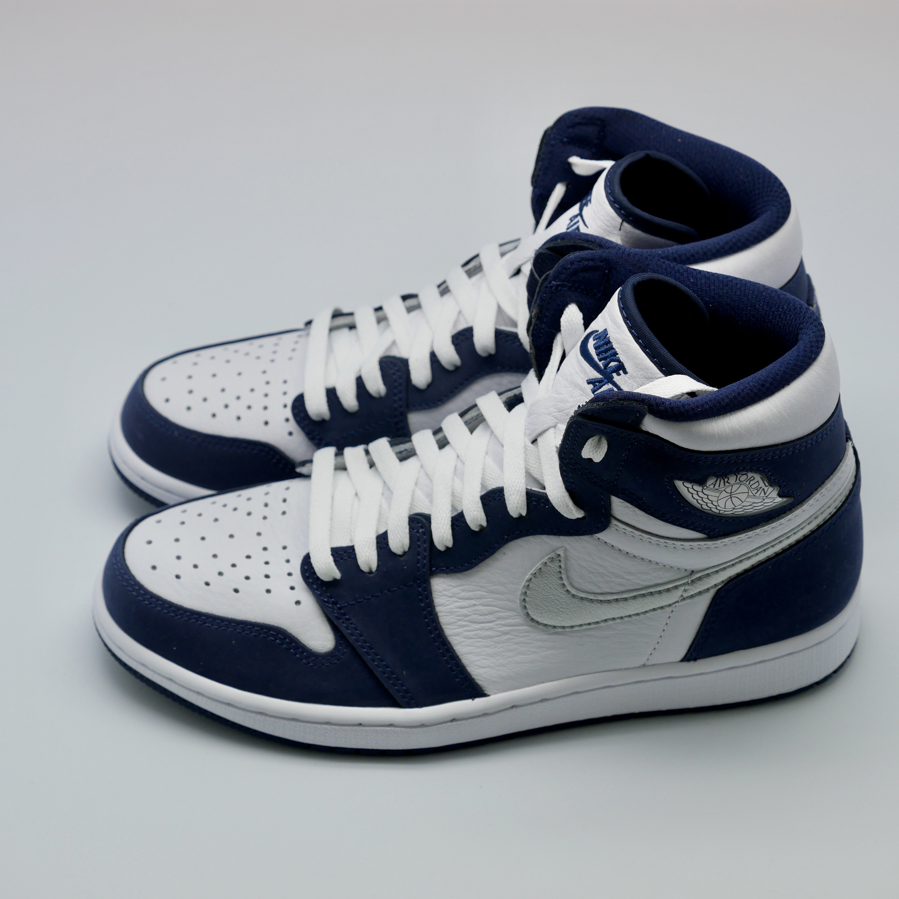 Jordan 1 Retro High OG CO.JP Midnight Navy 착용 스타일 - 3