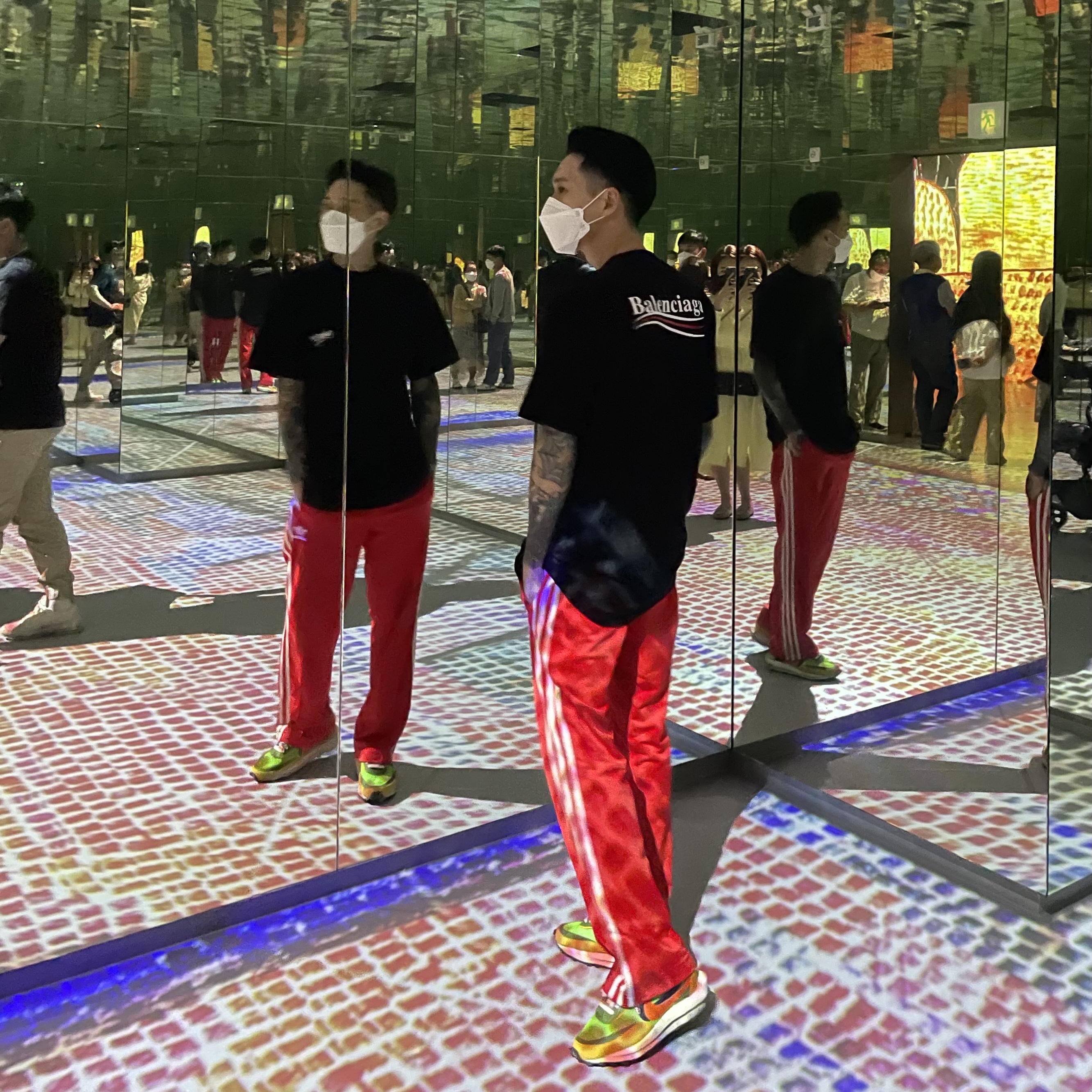 Nike x Sacai LDWaffle Green Multi 착용 스타일