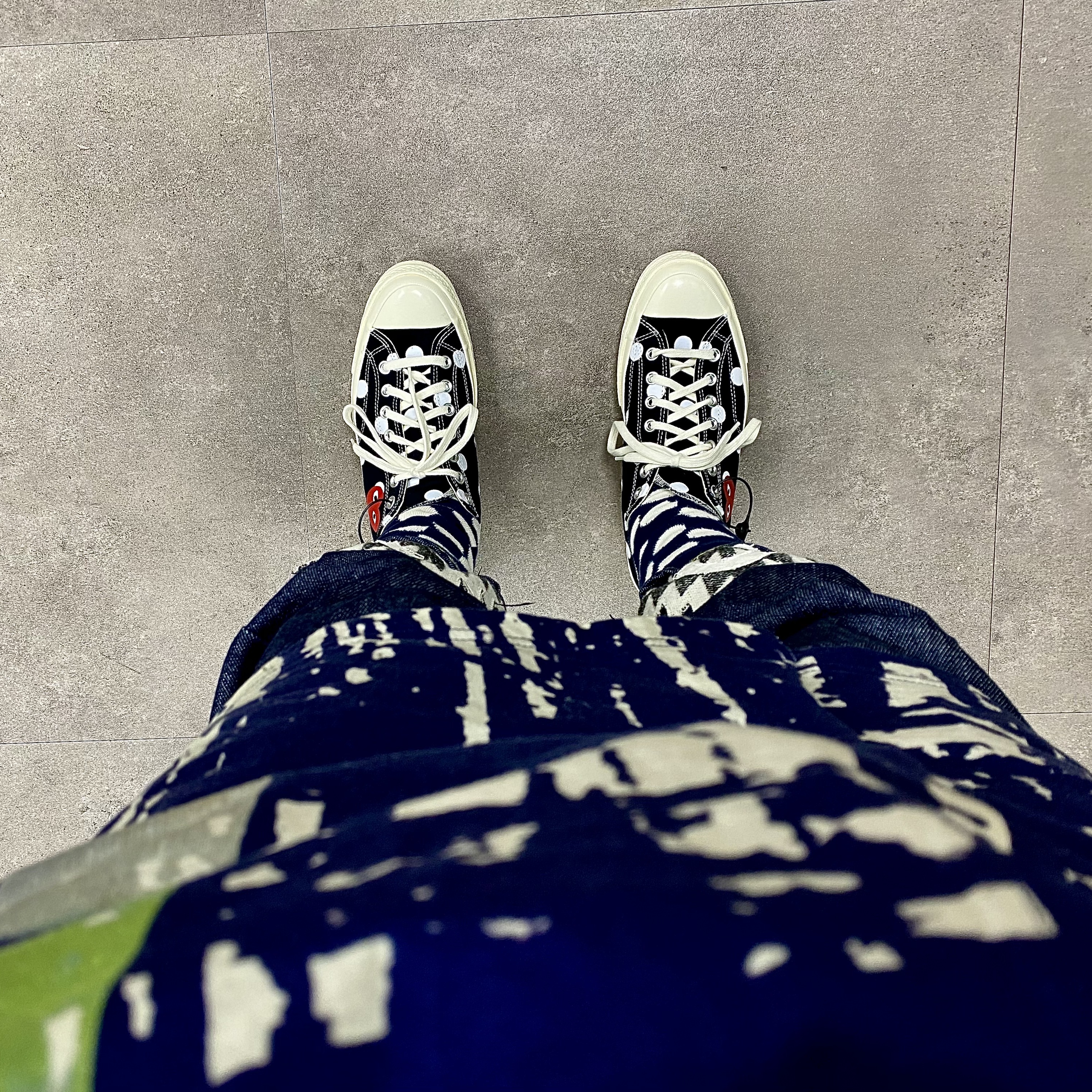 Converse x Play Comme des Garcons Chuck 70 Ox Polka Dot Black 착용 스타일