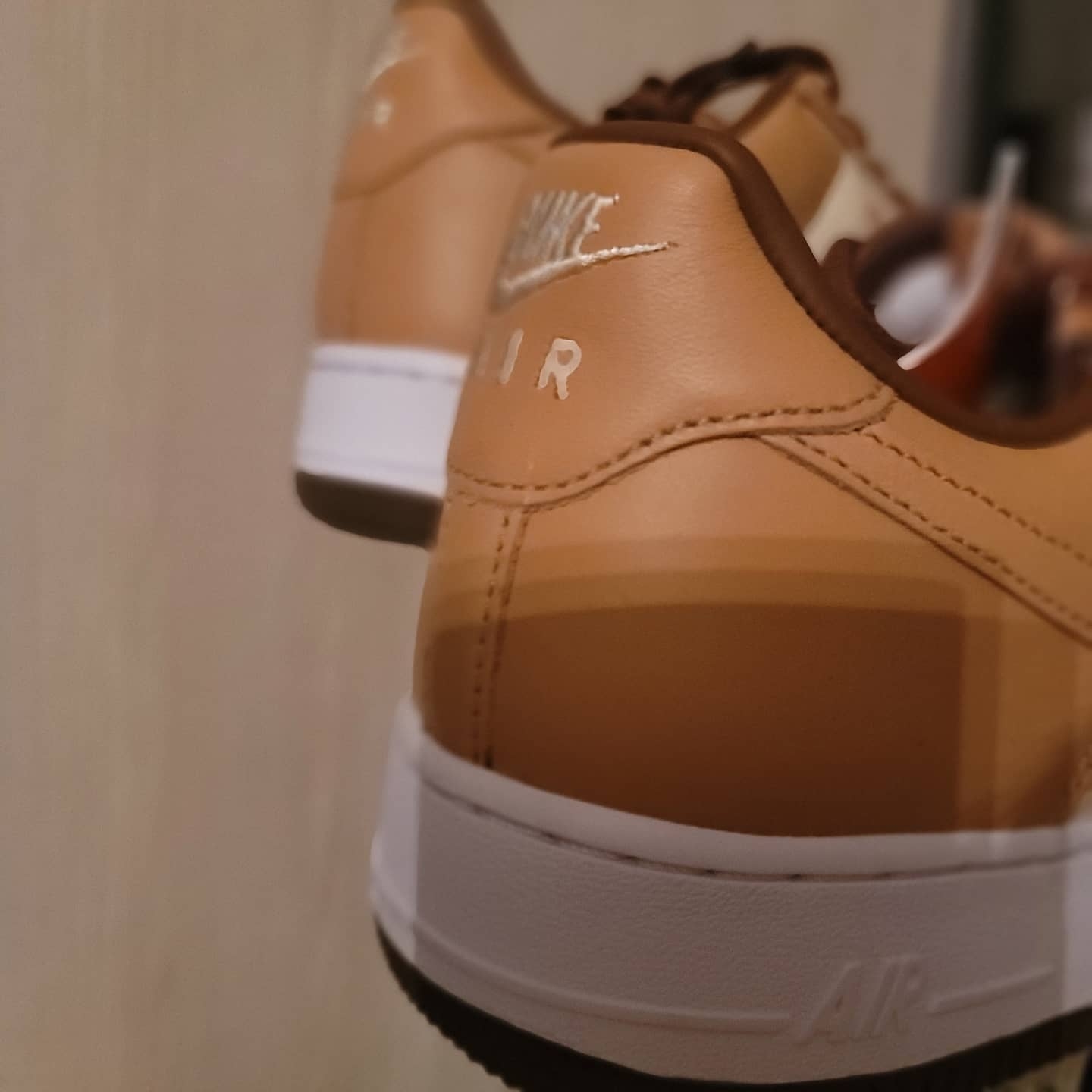 Nike Air Force 1 Low QS Acorn 2021 착용 스타일 - 3