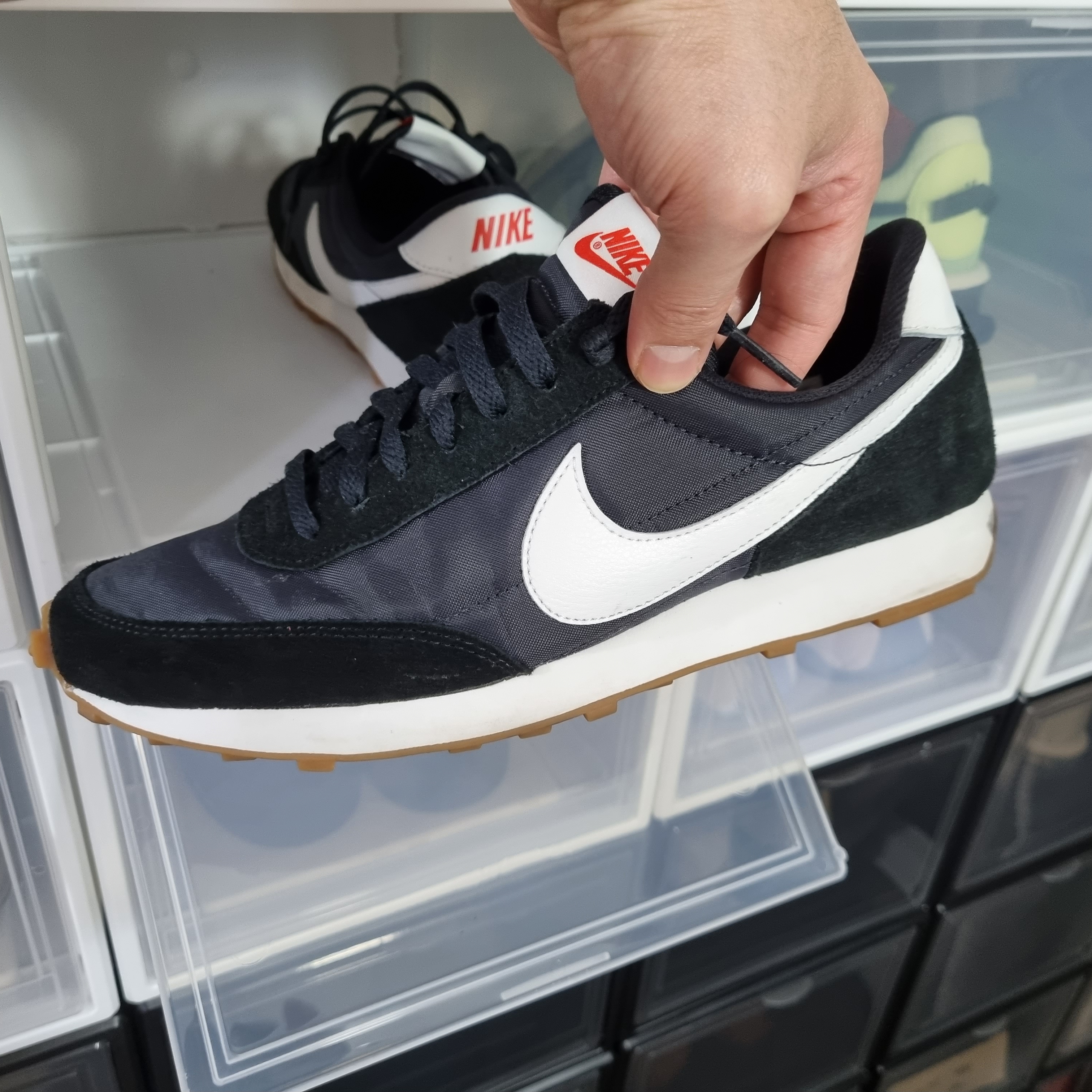 (W) Nike Daybreak Black White 착용 스타일