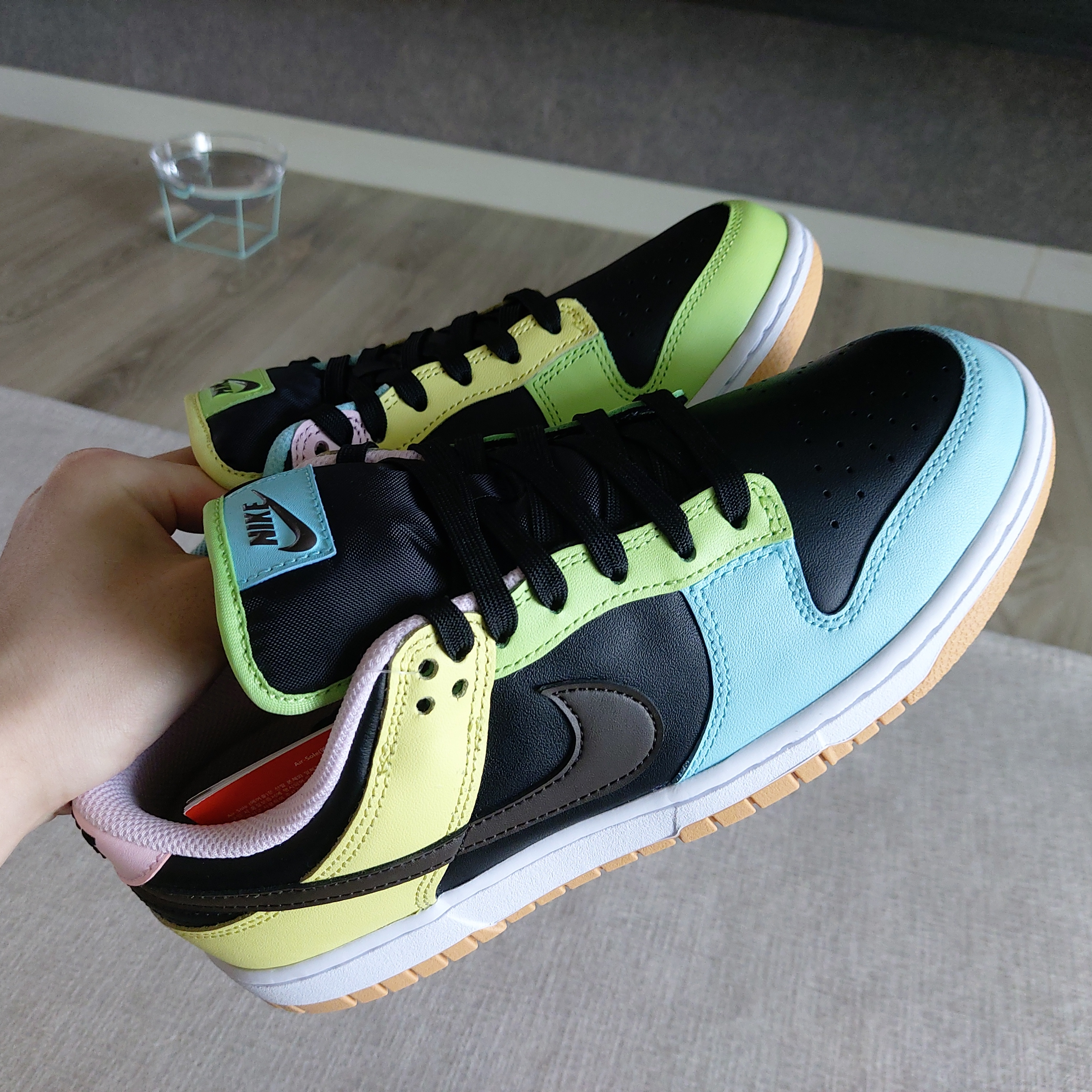 Nike Dunk Low SE Free.99 Black, Nike Dunk Low Retro Varsity Green 착용 스타일 - 2