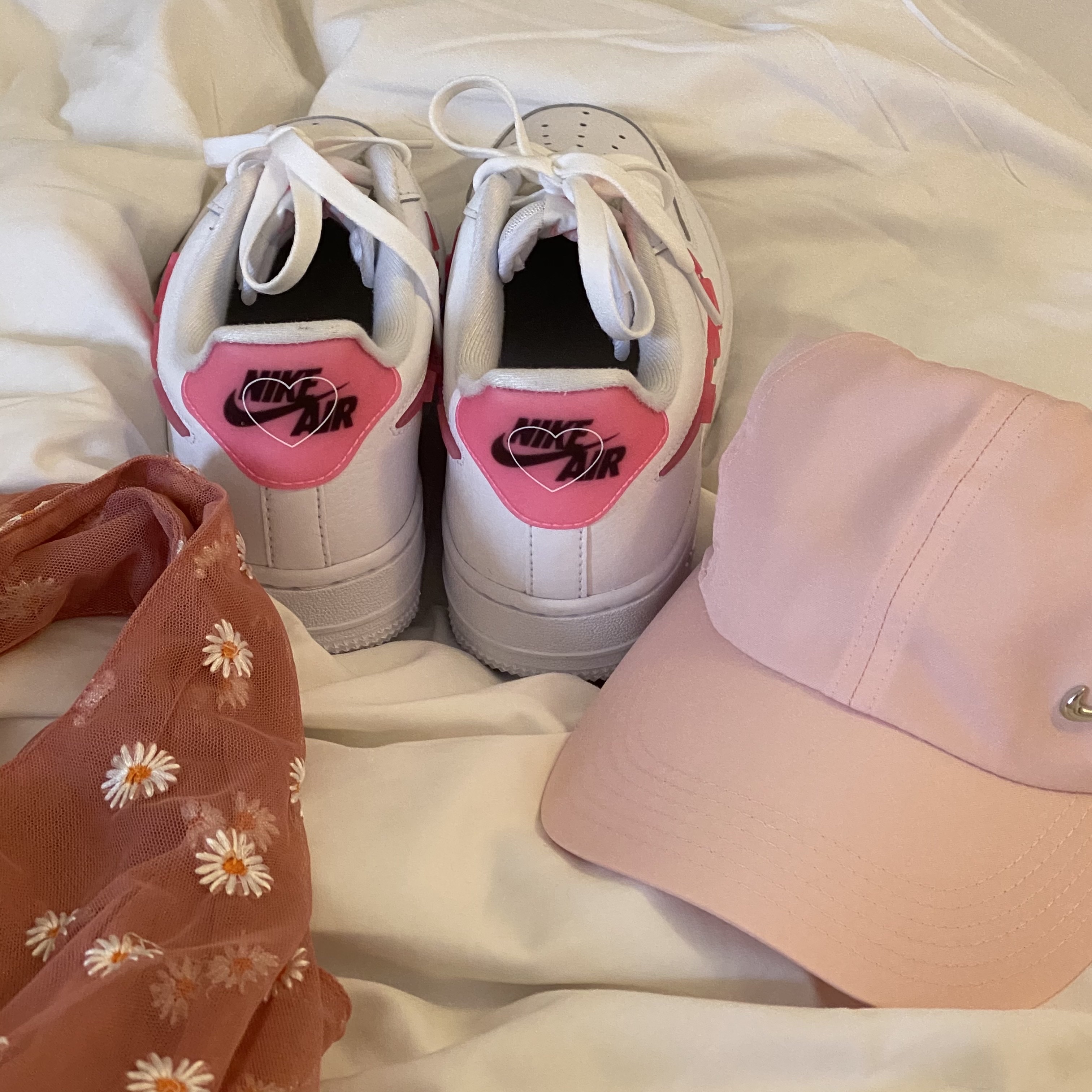 (W) Nike Air Force 1 '07 SE Love for All 착용 스타일 - 2