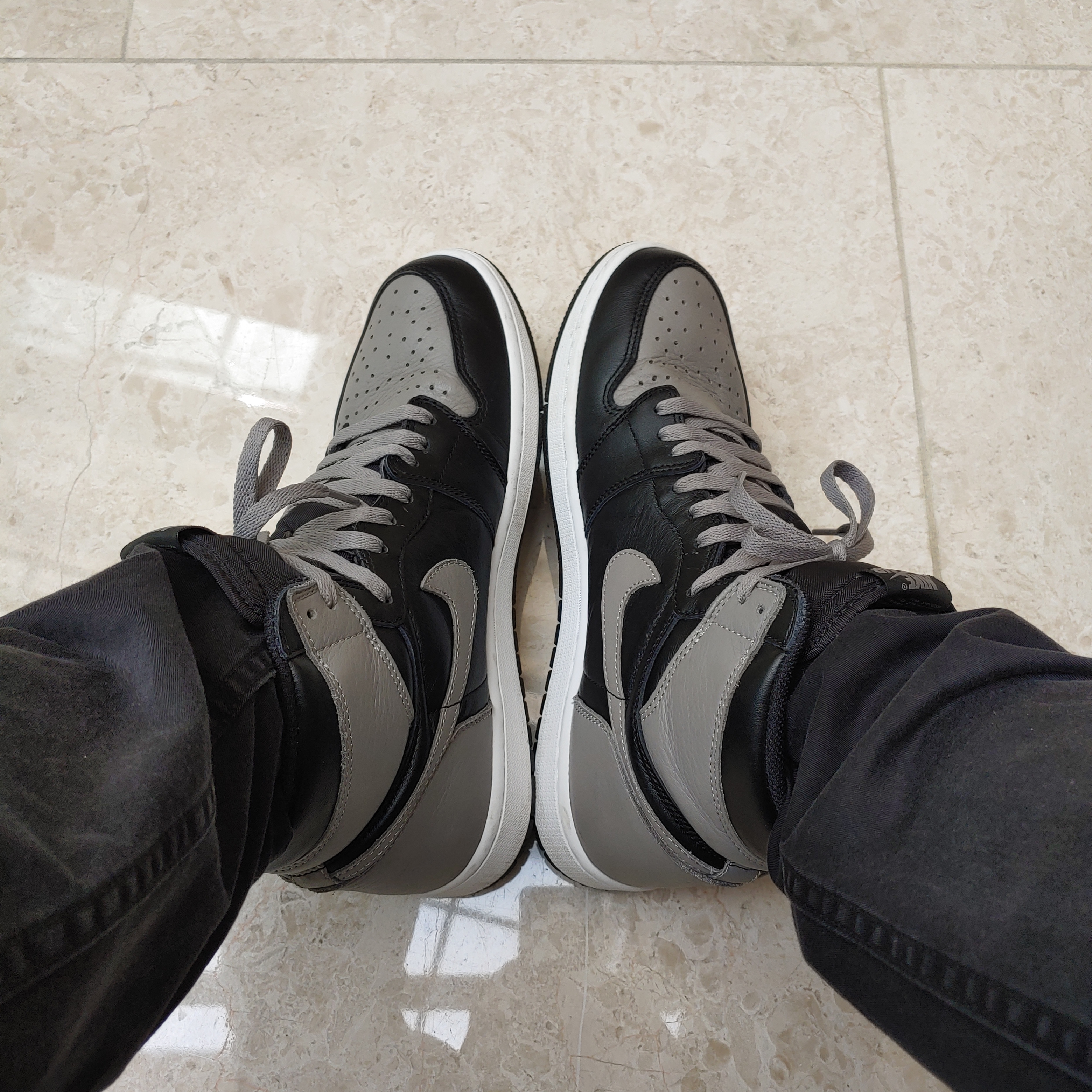 Jordan 1 Retro High OG Shadow 2018 착용 스타일 - 1