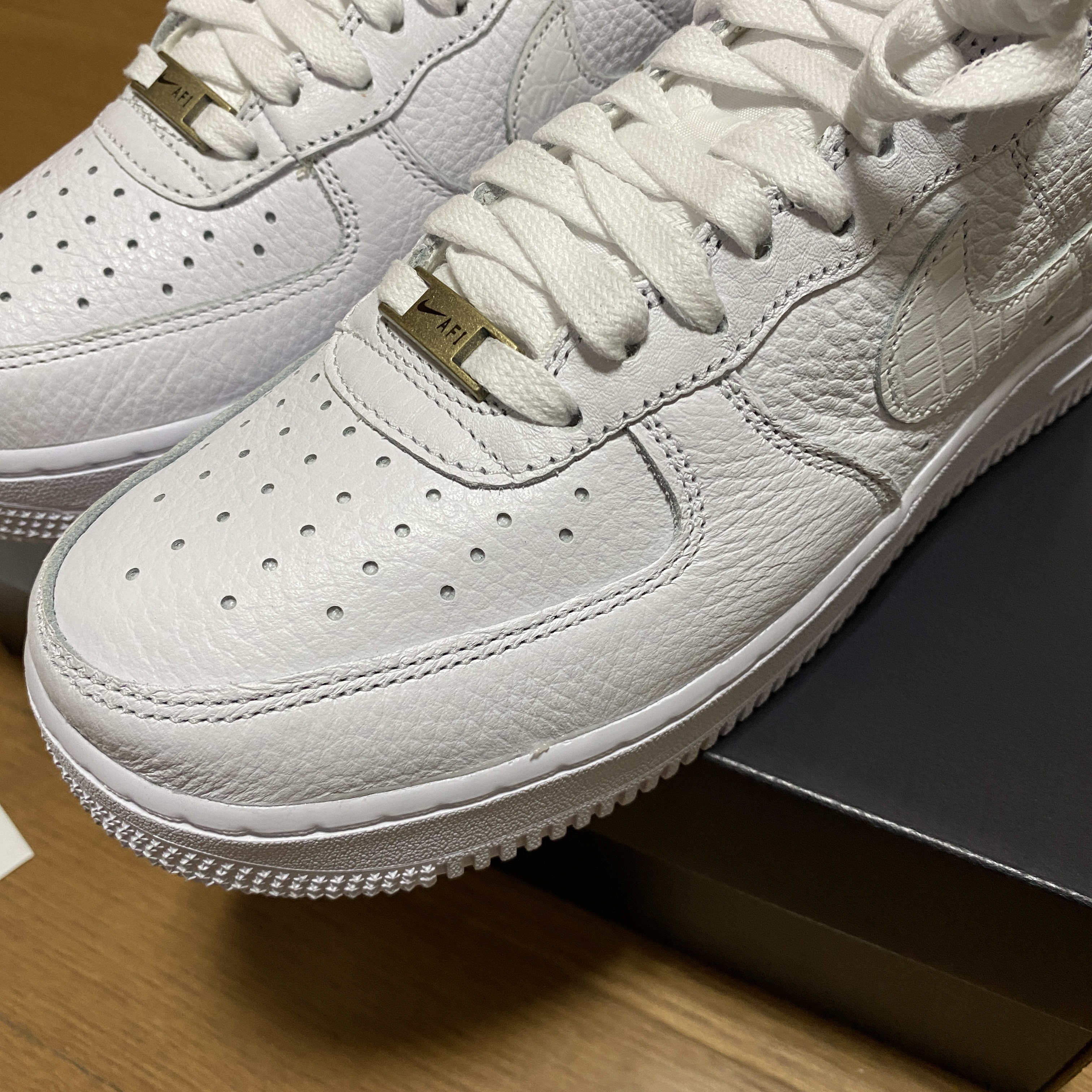 Nike Air Force 1 '07 Craft Triple White 착용 스타일
