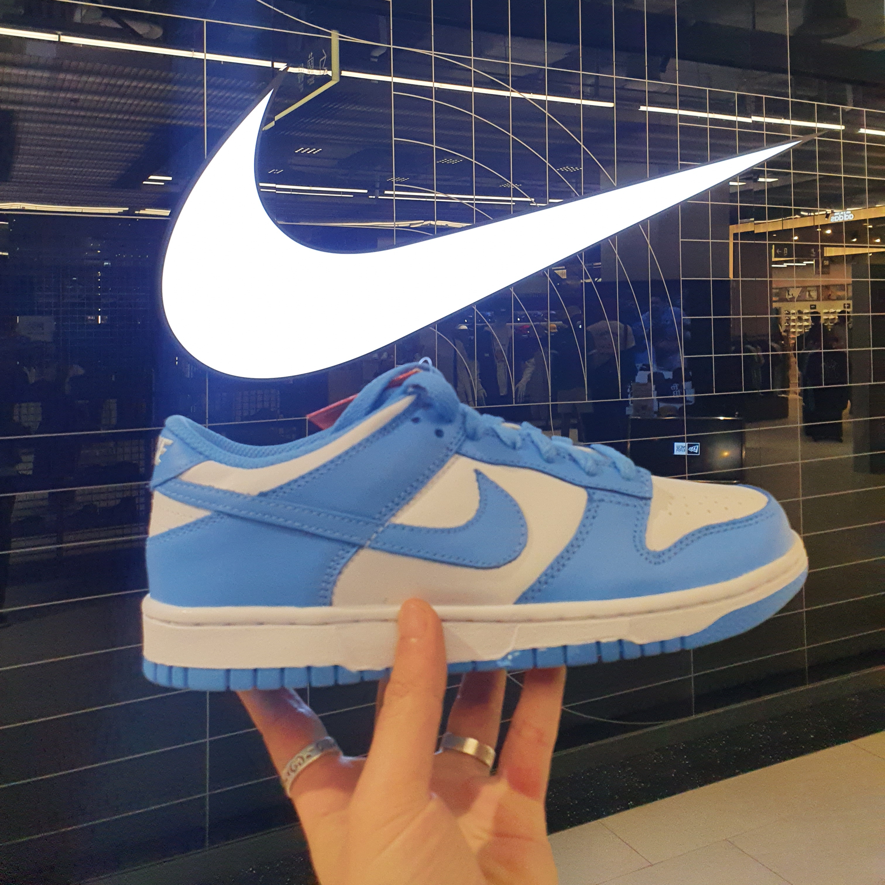 (GS) Nike Dunk Low University Blue 착용 스타일
