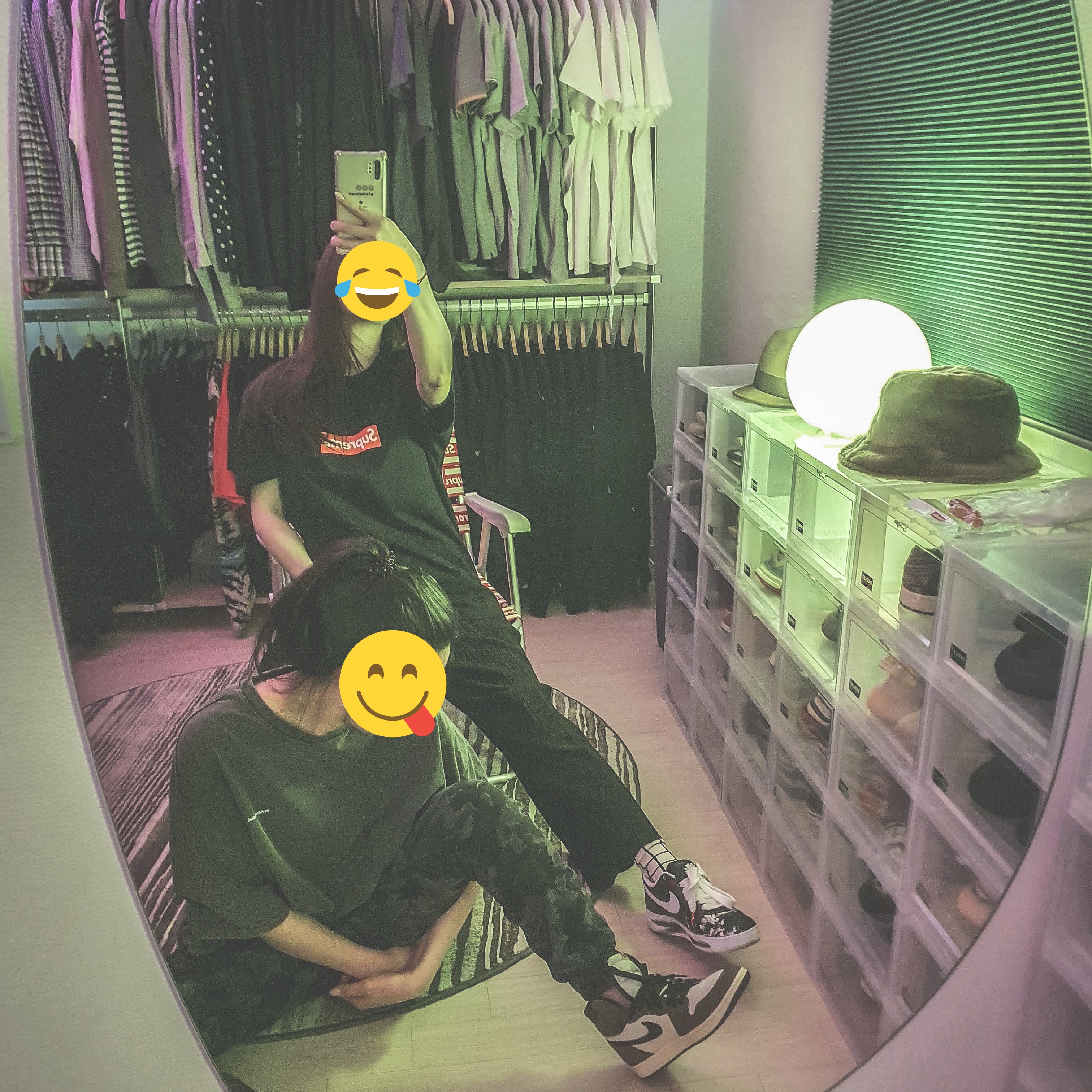 Jordan 1 x Travis Scott Retro High OG SP Mocha, Nike x Peaceminusone Air Force 1 Low Para-Noise 착용 스타일 - 3