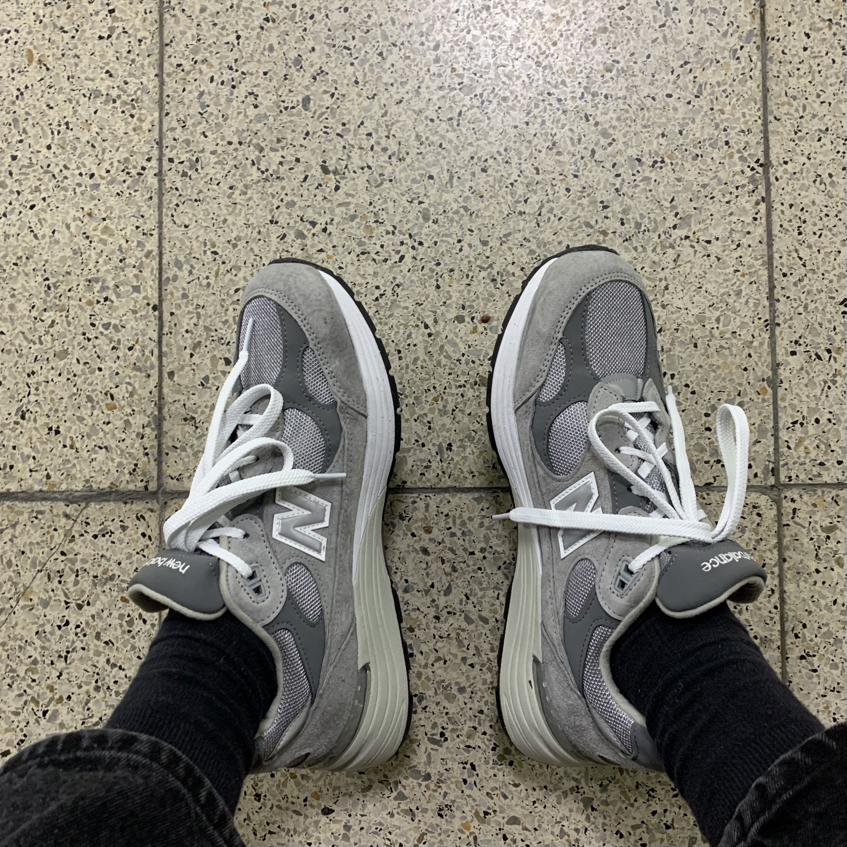 New Balance 992 Made in USA Grey - D Standard 착용 스타일