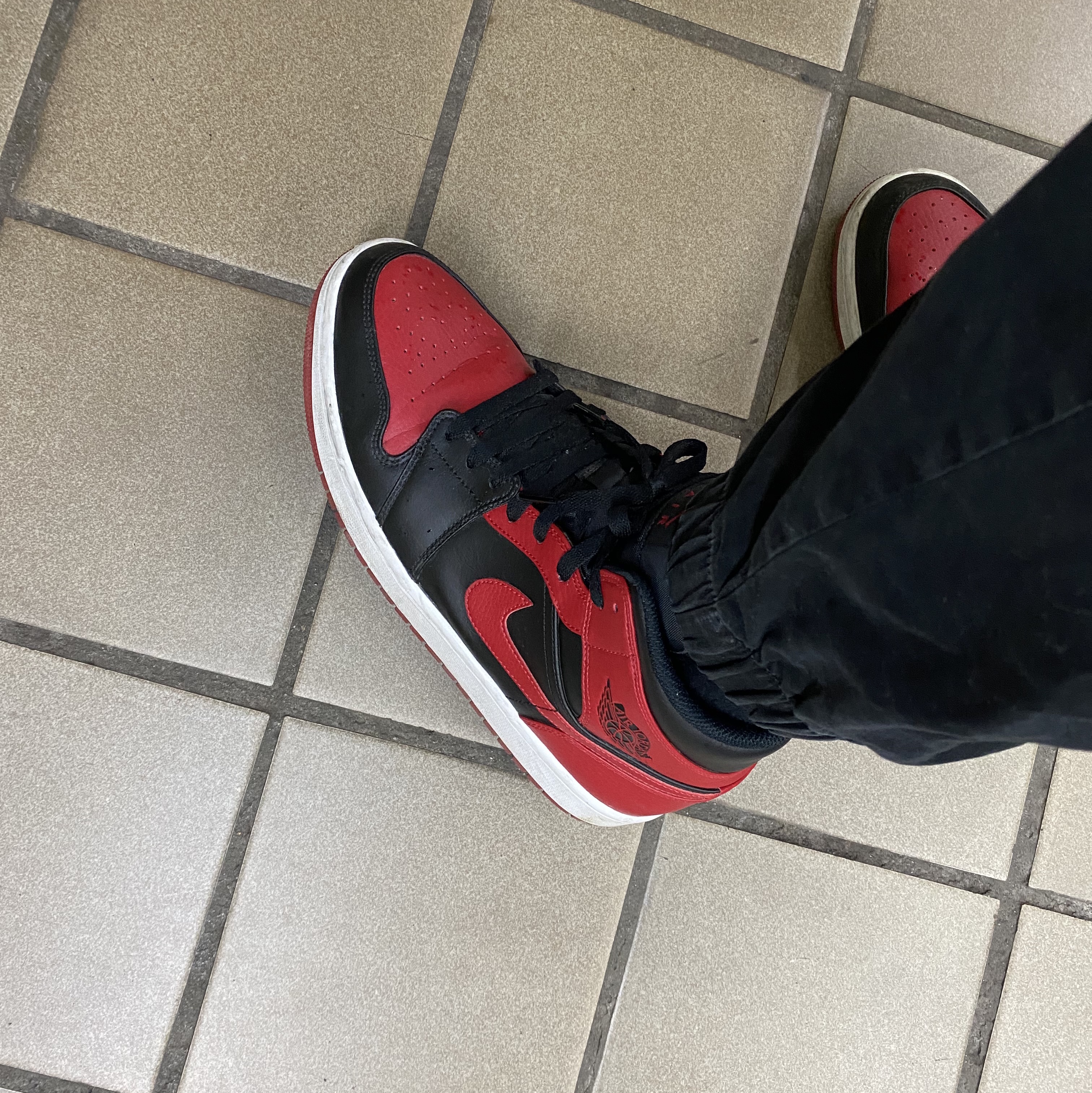 Jordan 1 Mid Bred Banned 2020 착용 스타일 - 2