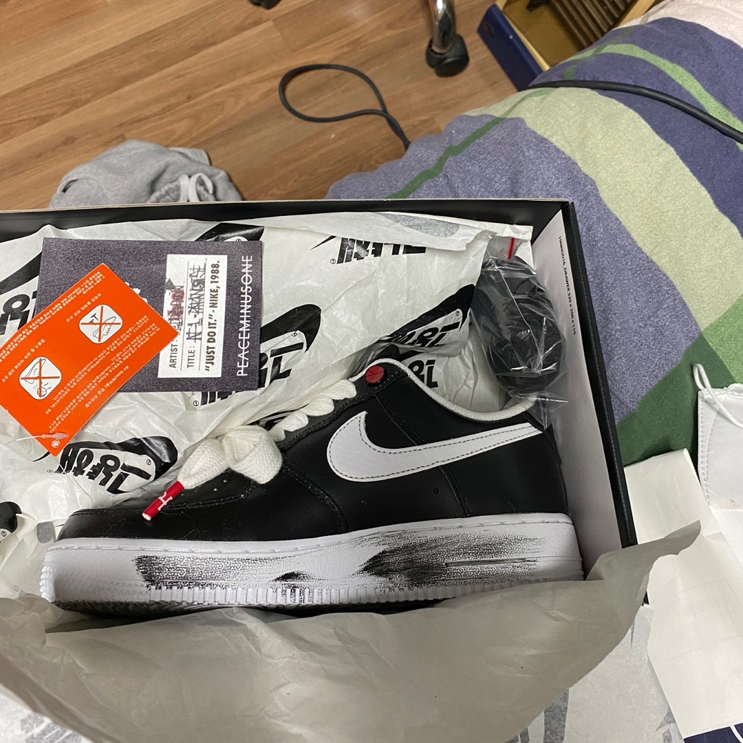 Nike x Peaceminusone Air Force 1 Low Para-Noise 착용 스타일