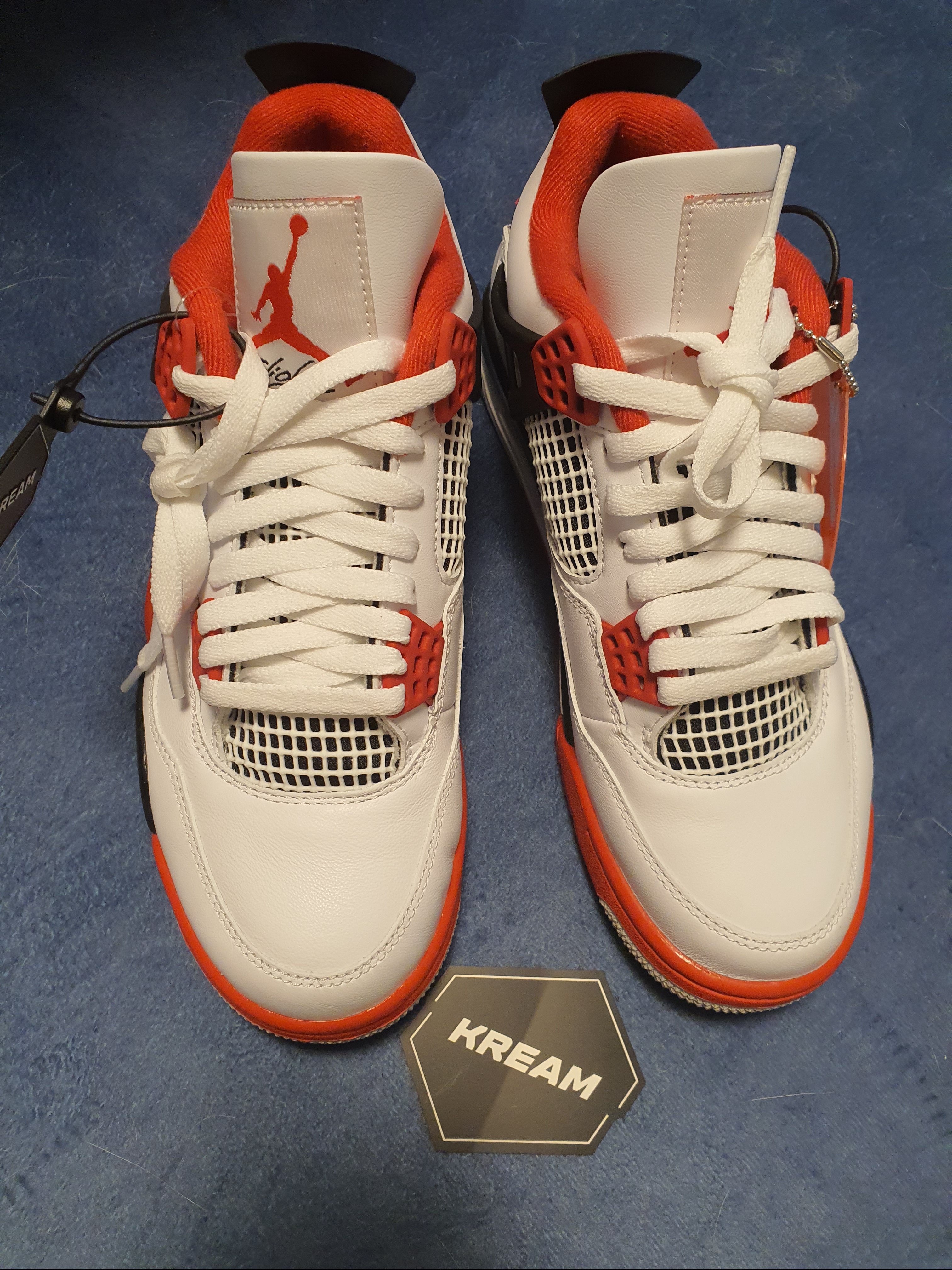Jordan 4 Retro OG Fire Red 2020 착용 스타일