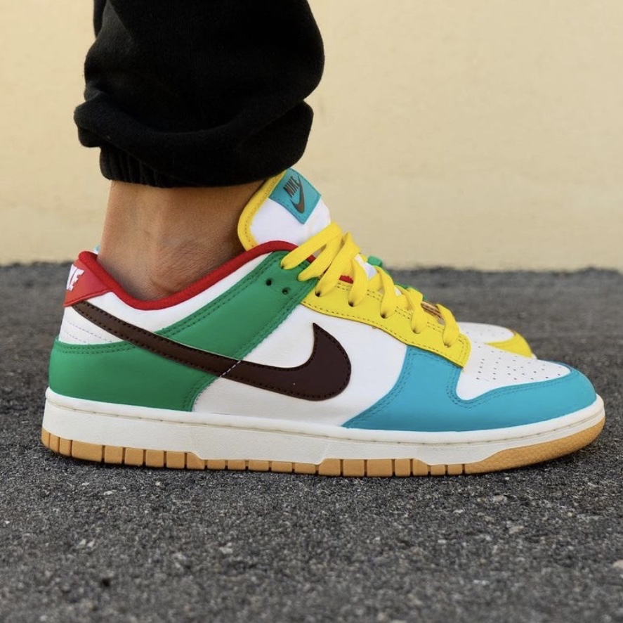 Nike Dunk Low SE Free.99 White 착용 스타일 - 1