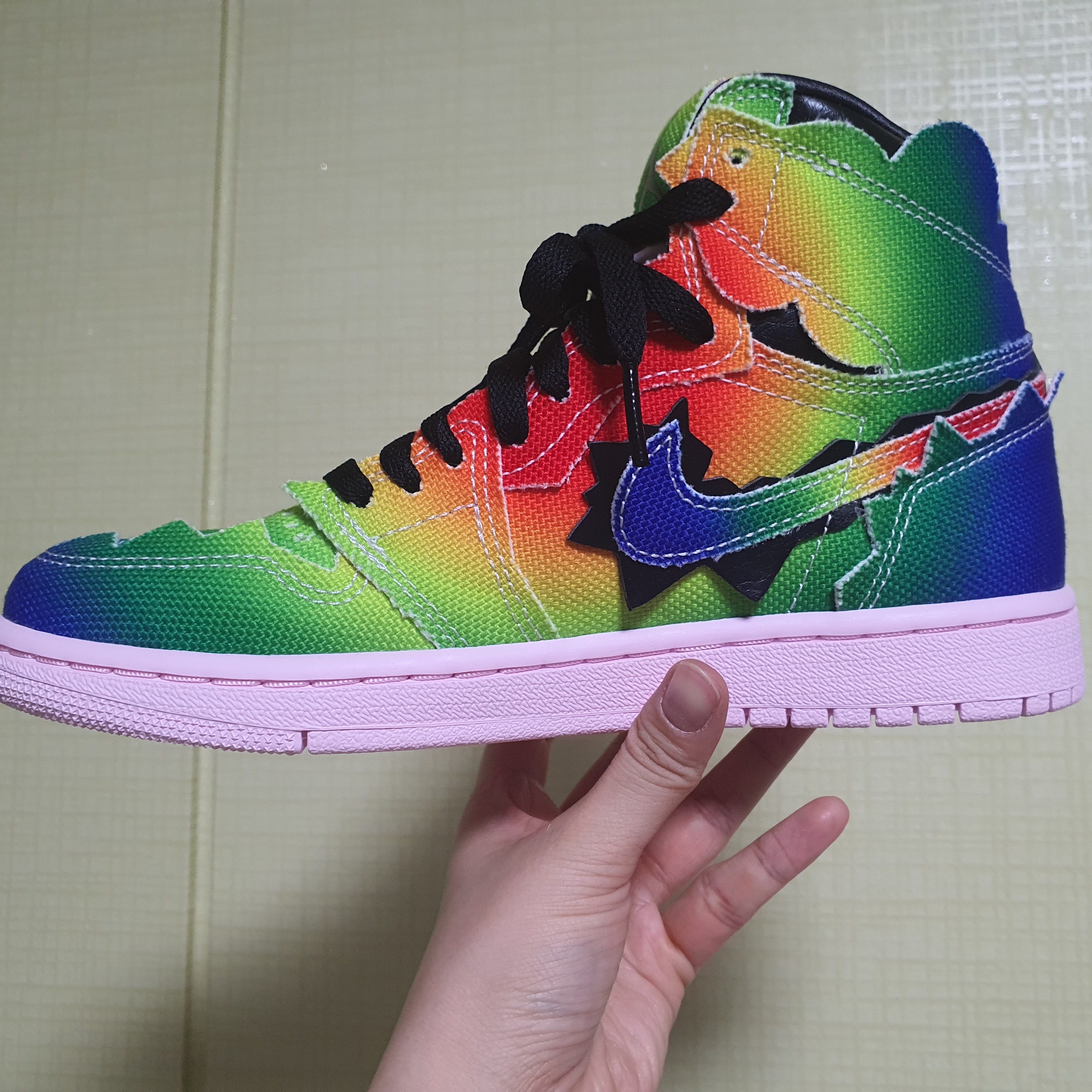 Jordan 1 x J Balvin Retro High OG 착용 스타일 - 3
