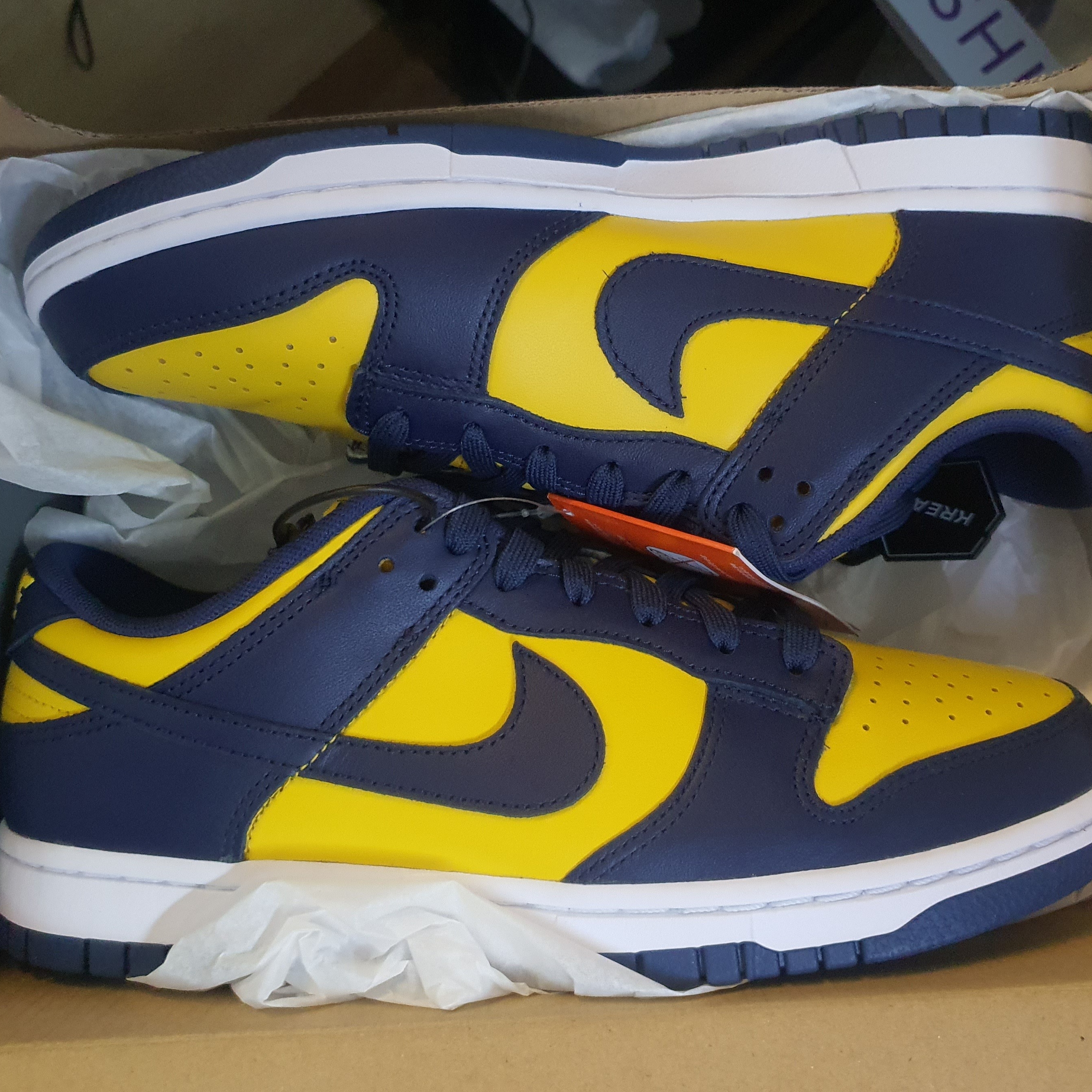Nike Dunk Low Retro Varsity Maize 착용 스타일 - 1