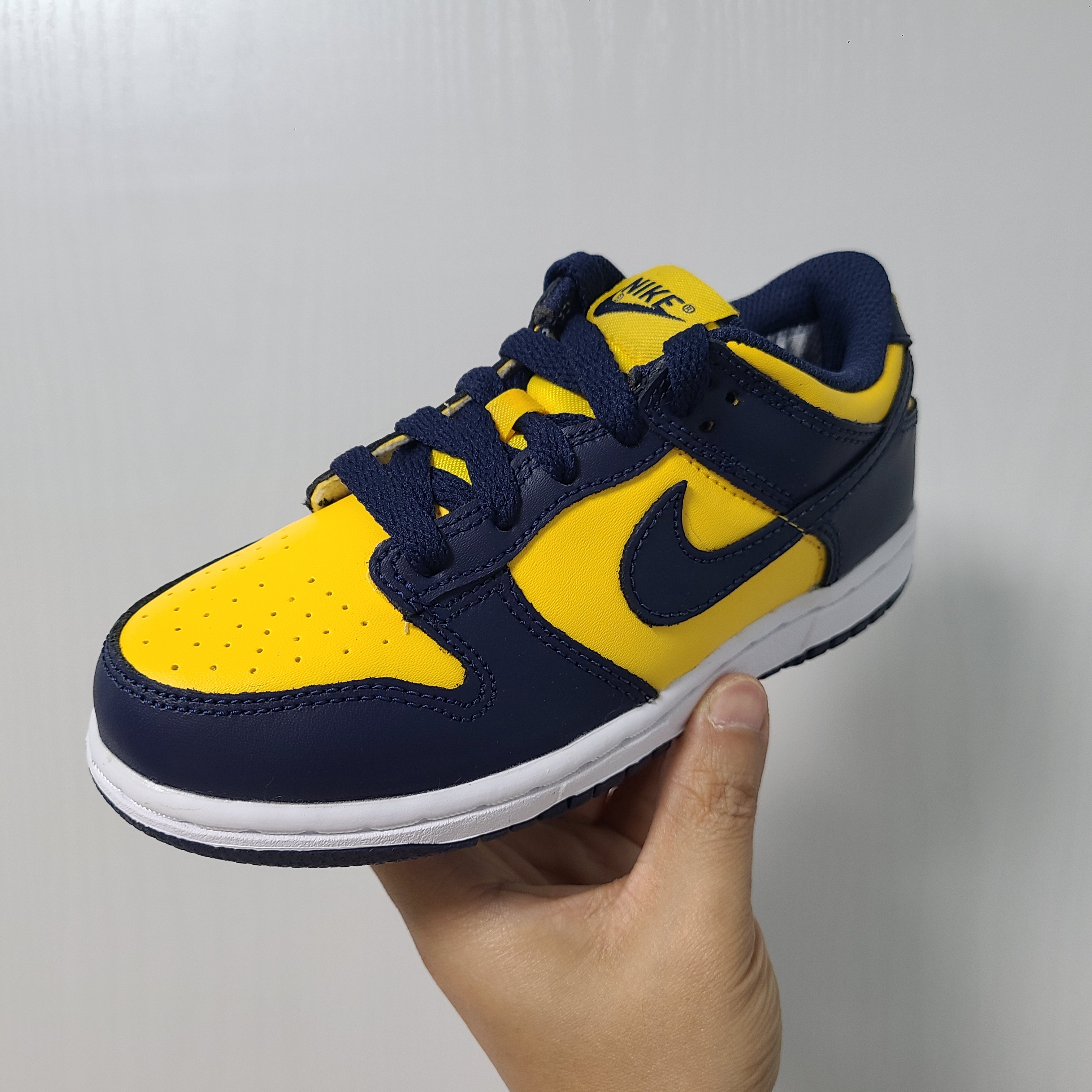 (PS) Nike Dunk Low Varsity Maize 착용 스타일