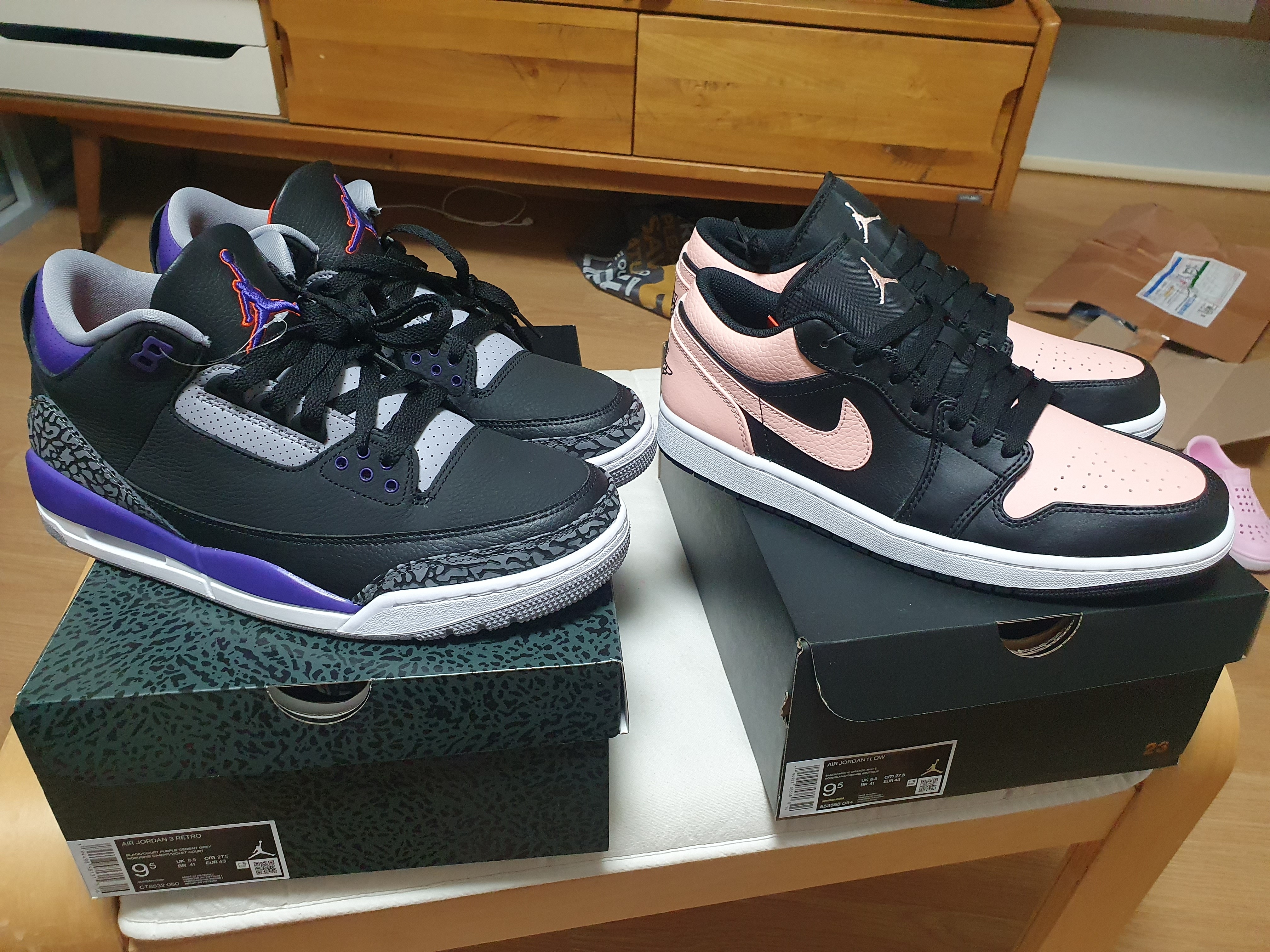 Jordan 3 Retro Court Purple, Jordan 1 Low Crimson Tint 착용 스타일 - 1