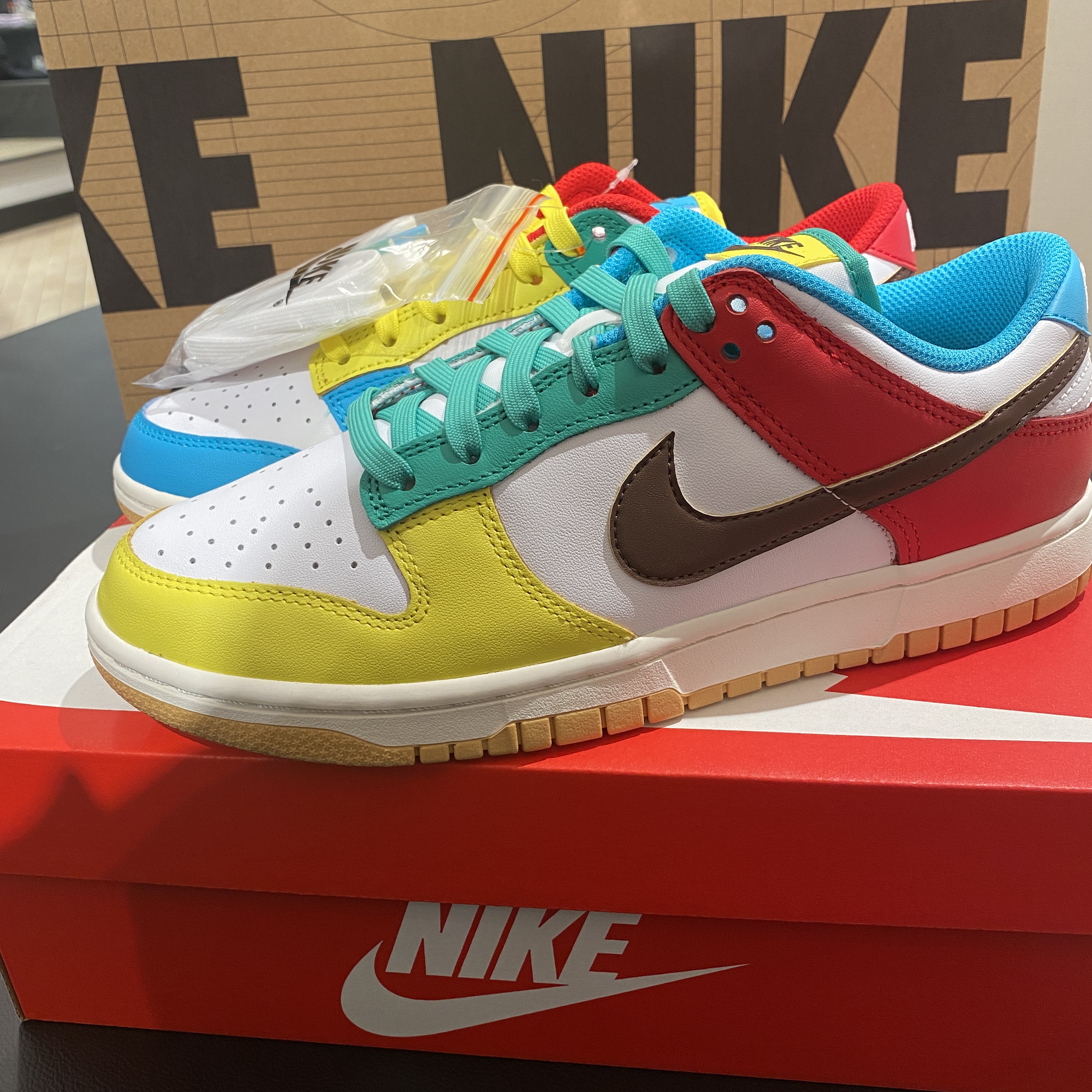 Nike Dunk Low SE Free.99 White 착용 스타일 - 1