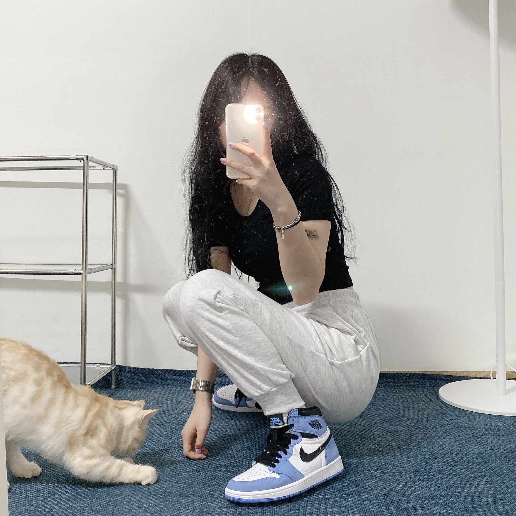 Jordan 1 Retro High OG University Blue 착용 스타일