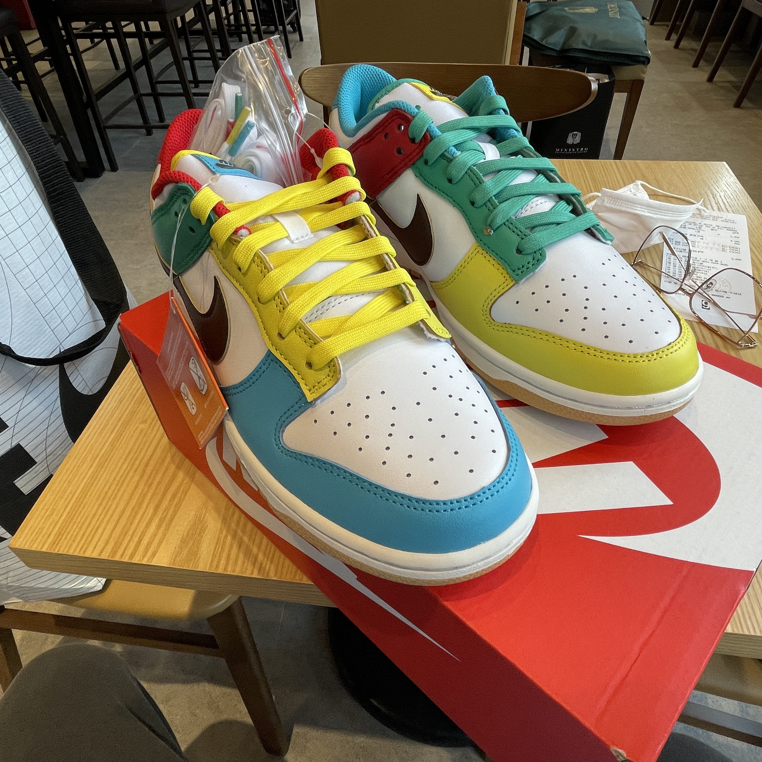 Nike Dunk Low SE Free.99 White 착용 스타일 - 1