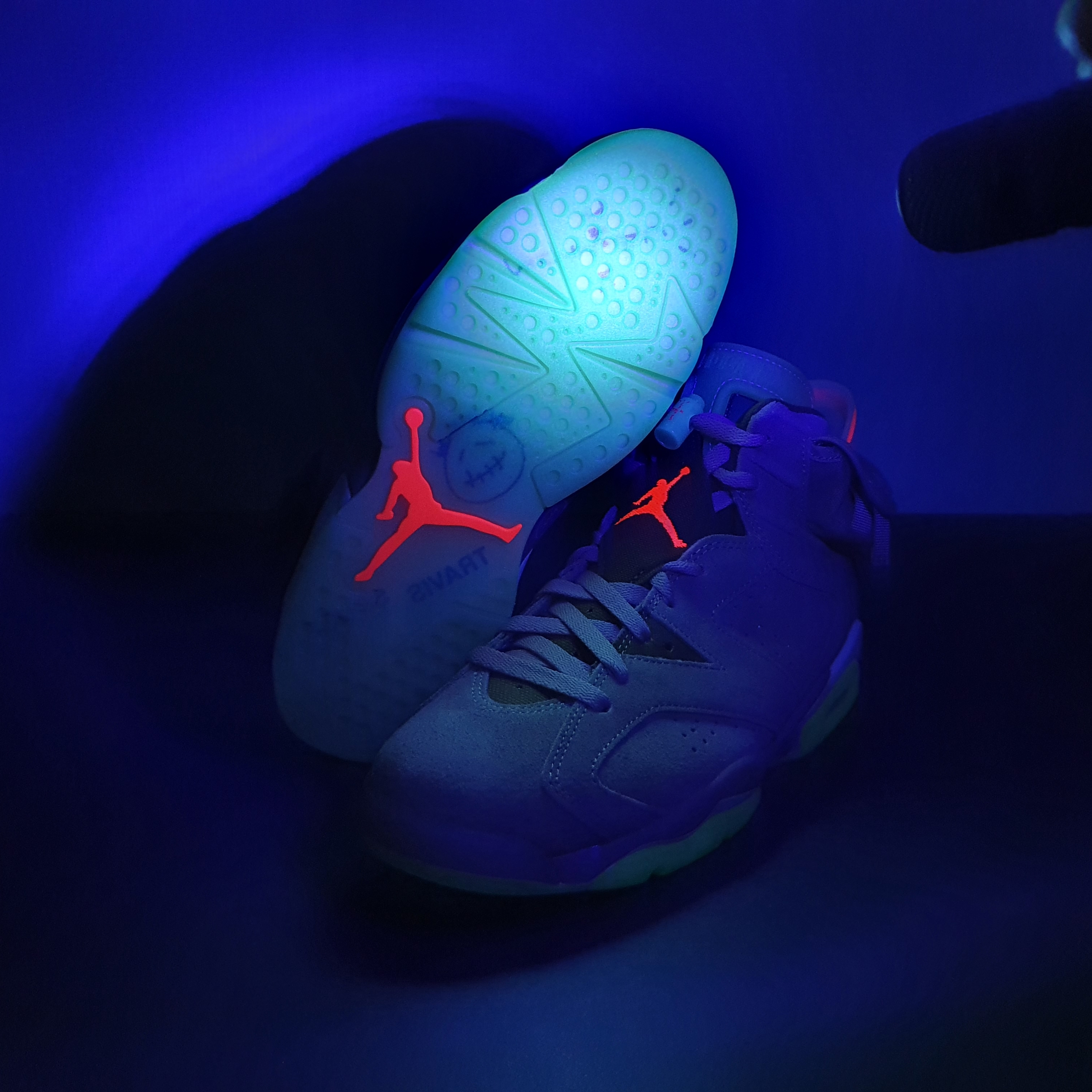 Jordan 6 x Travis Scott Retro SP British Khaki, (PS) Jordan 6 x Travis Scott Retro SP British Khaki 착용 스타일 - 1