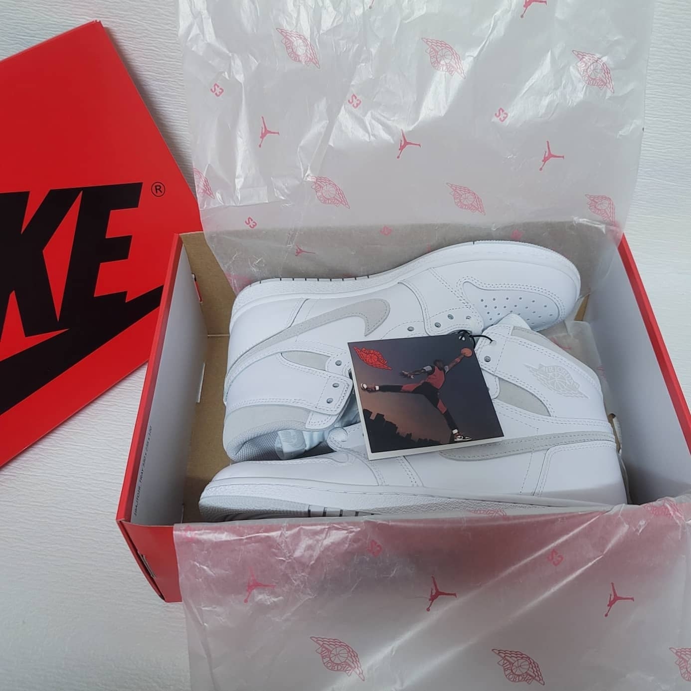 Jordan 1 High 85 Neutral Grey 착용 스타일 - 2