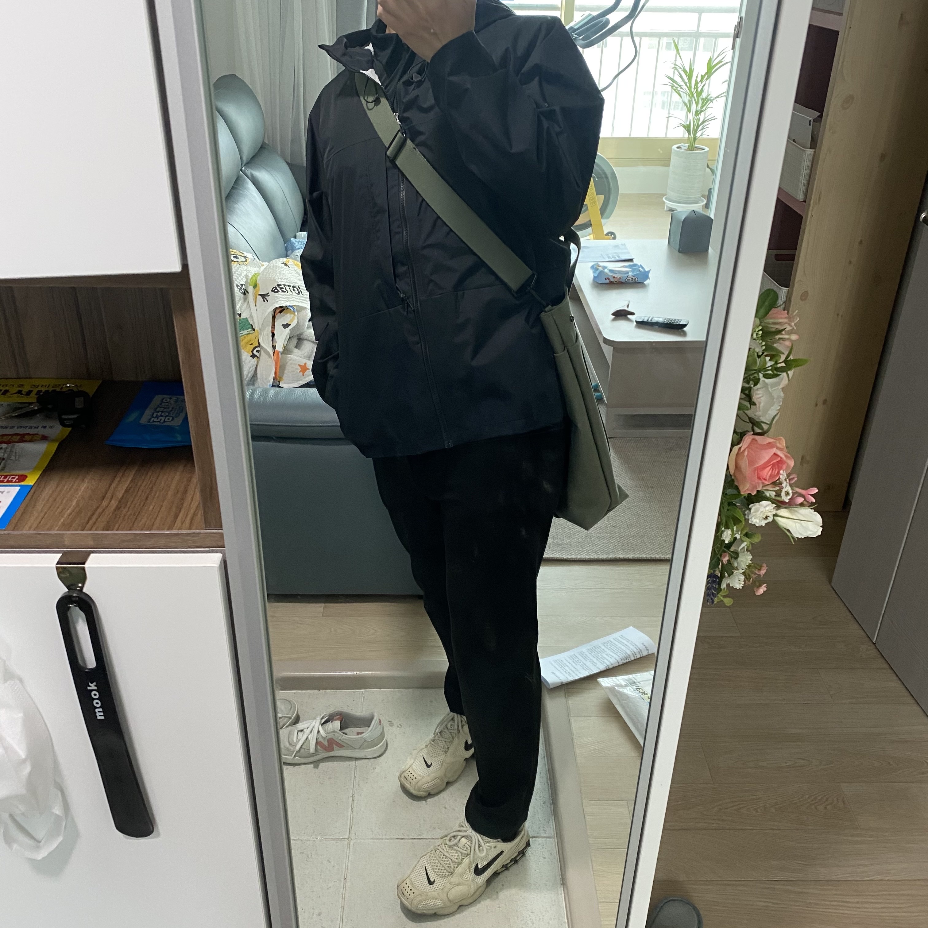 Nike x Stussy Air Zoom Spiridon Cage 2 Fossil 착용 스타일