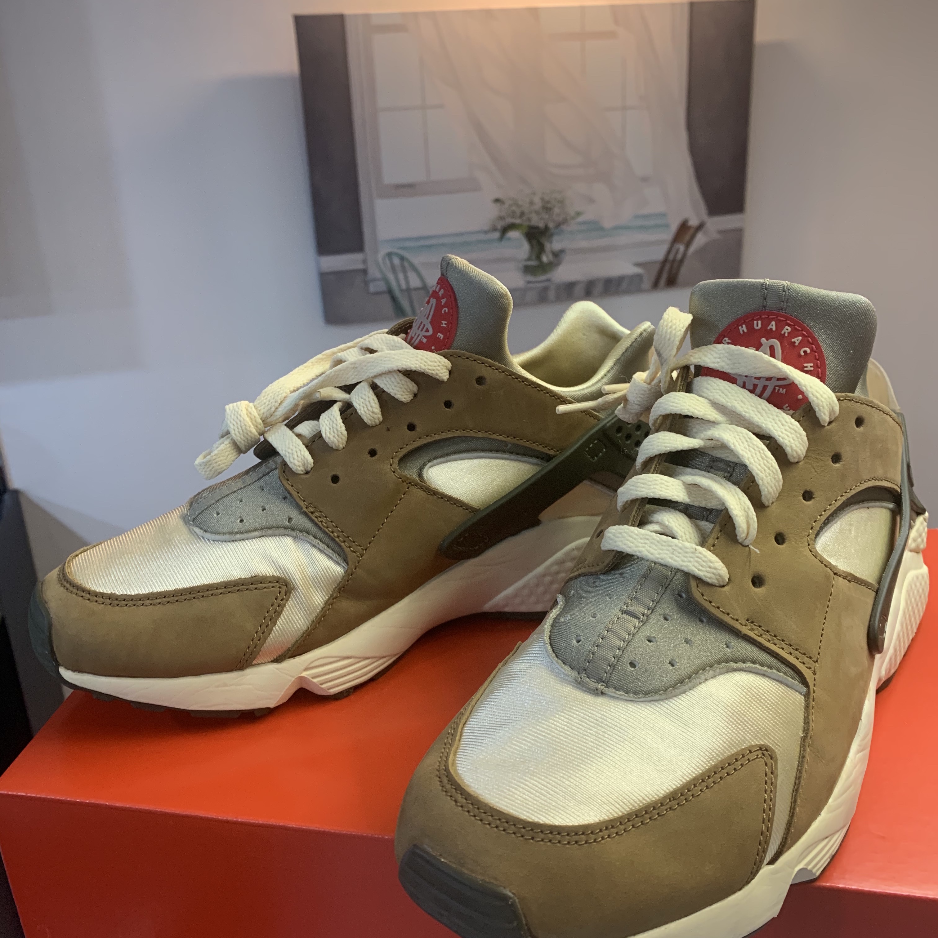 Nike x Stussy Air Huarache LE Desert Oak 착용 스타일 - 1