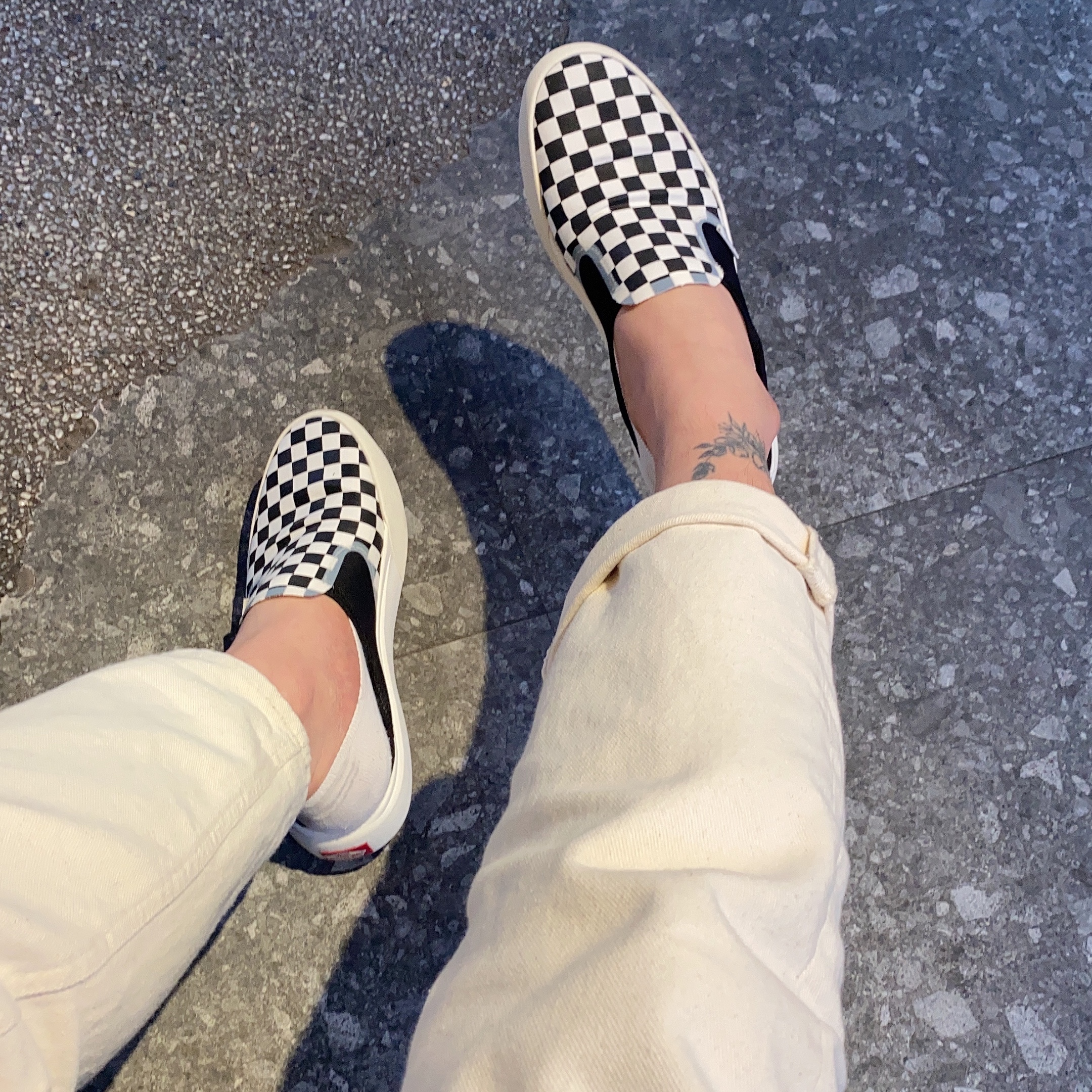 Vans Checkerboard Comfycush One Black 착용 스타일 - 1