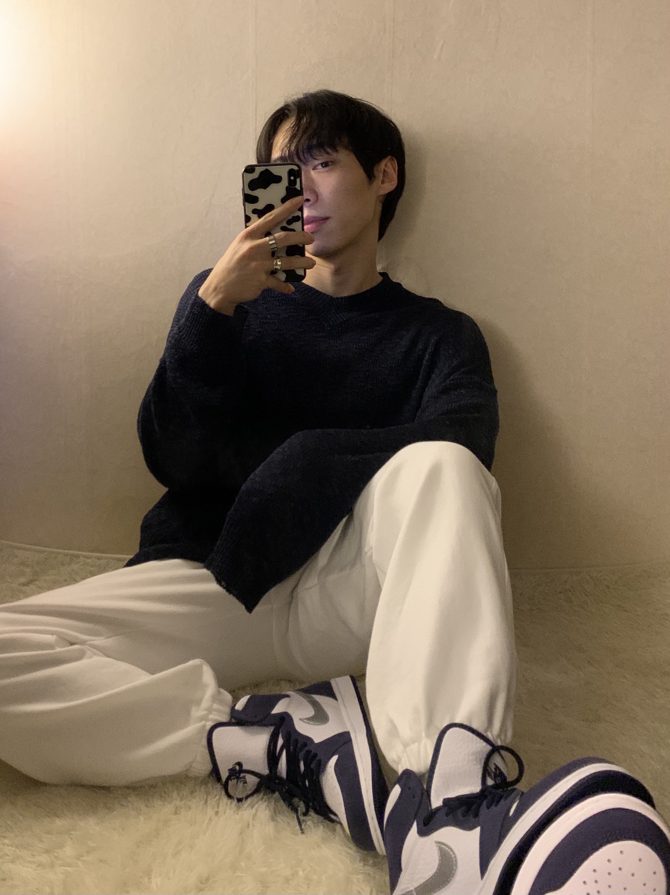 Jordan 1 Retro High OG CO.JP Midnight Navy 착용 스타일 - 1