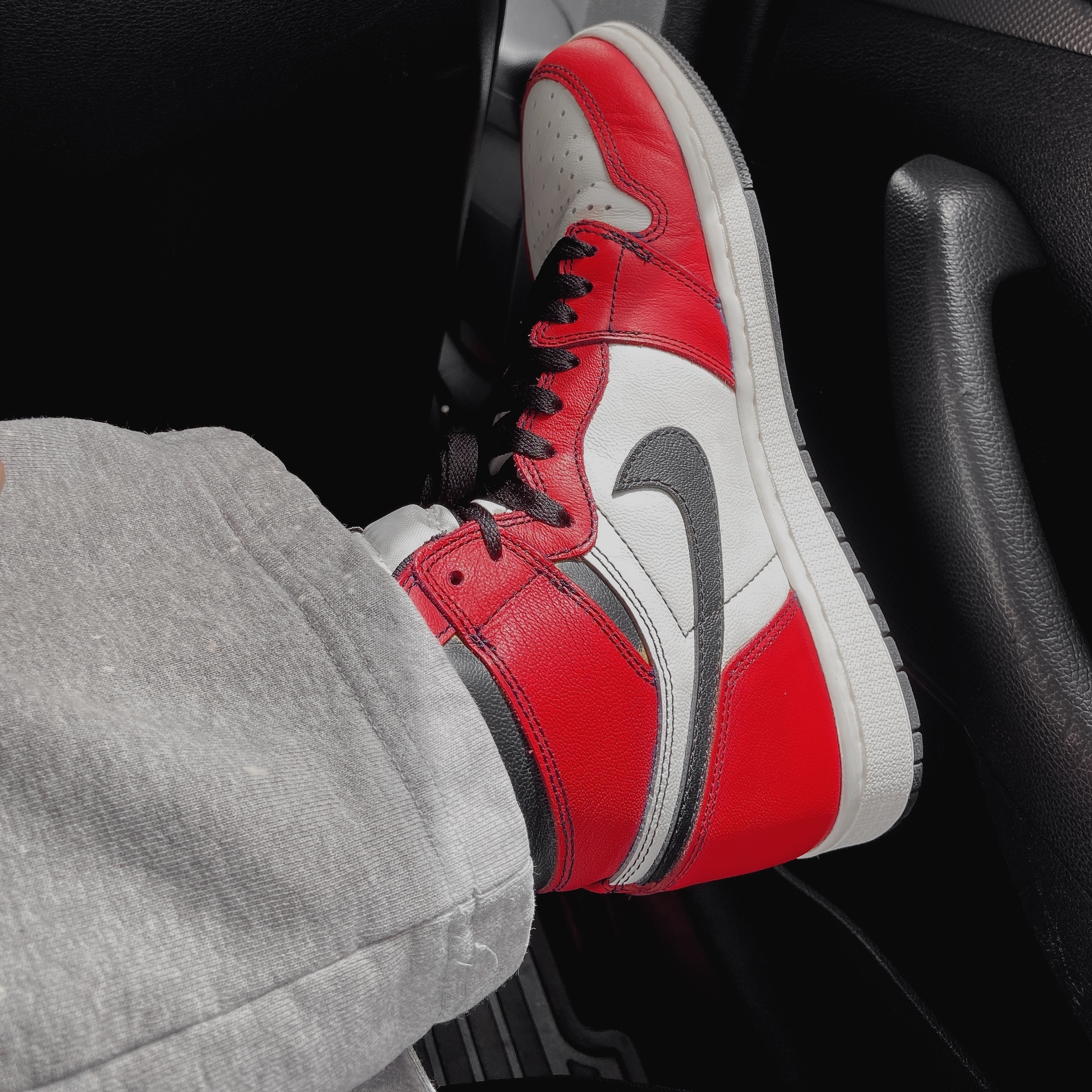 Jordan 1 Retro High OG Defiant SB LA to Chicago 착용 스타일 - 2