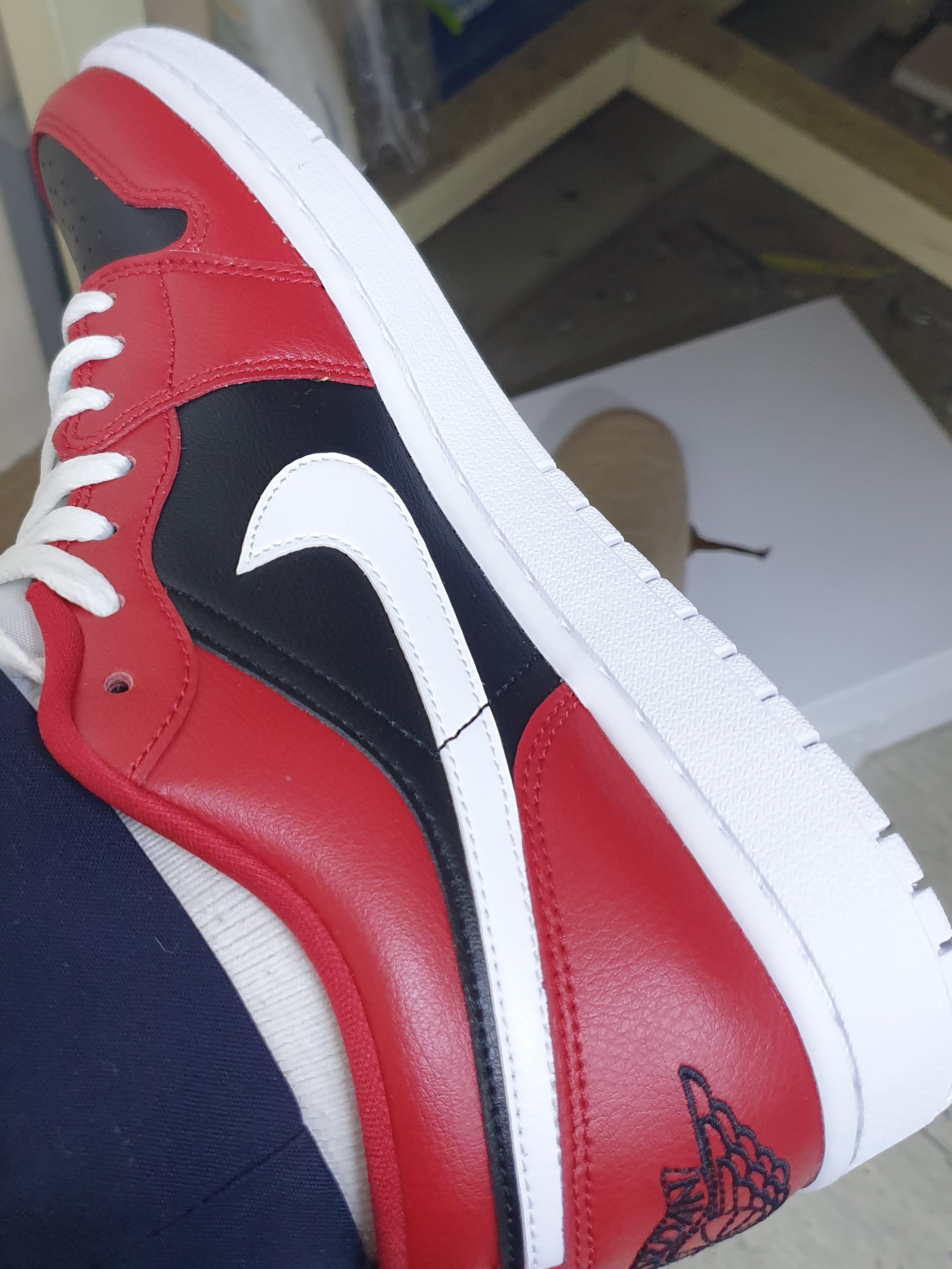 (W) Jordan 1 Low Chicago Flip 착용 스타일 - 1