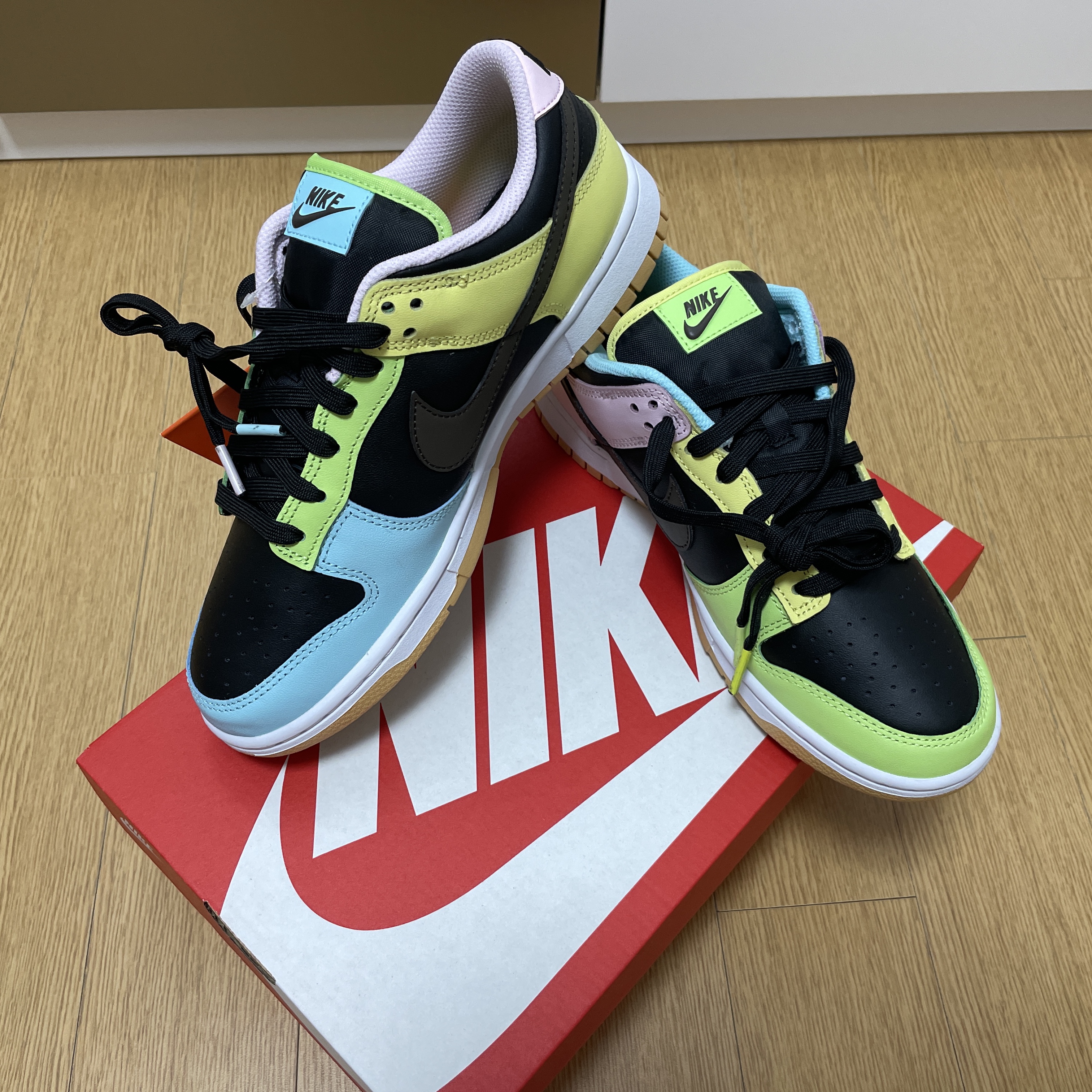 Nike Dunk Low SE Free.99 Black 착용 스타일 - 1