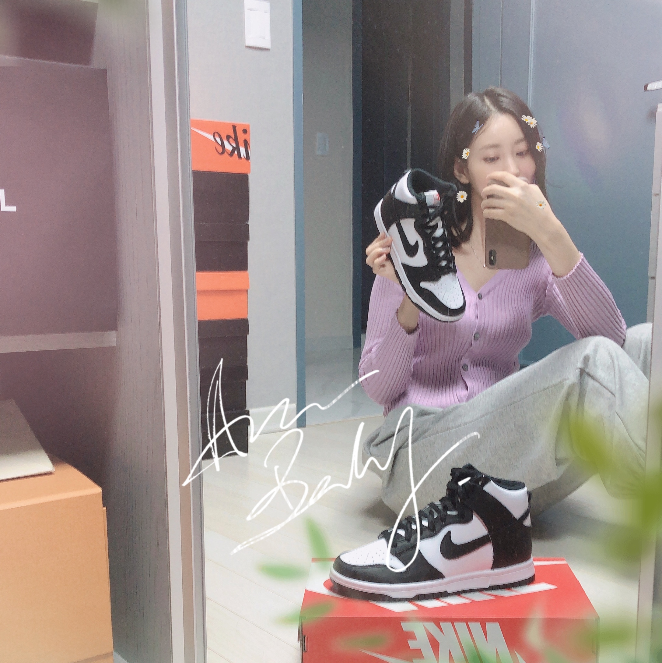 (W) Nike Dunk High Black and White 착용 스타일