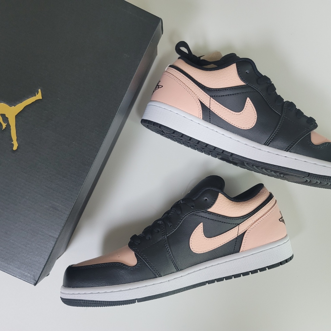 Jordan 1 Low Crimson Tint 착용 스타일