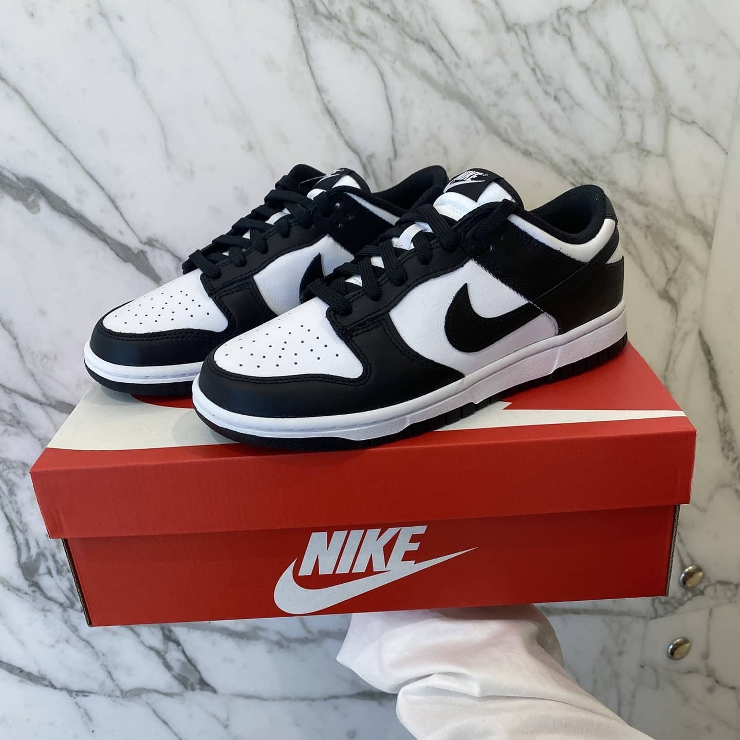 Nike Dunk Low Retro Black, Nike x Ambush Dunk High Black 착용 스타일 - 2