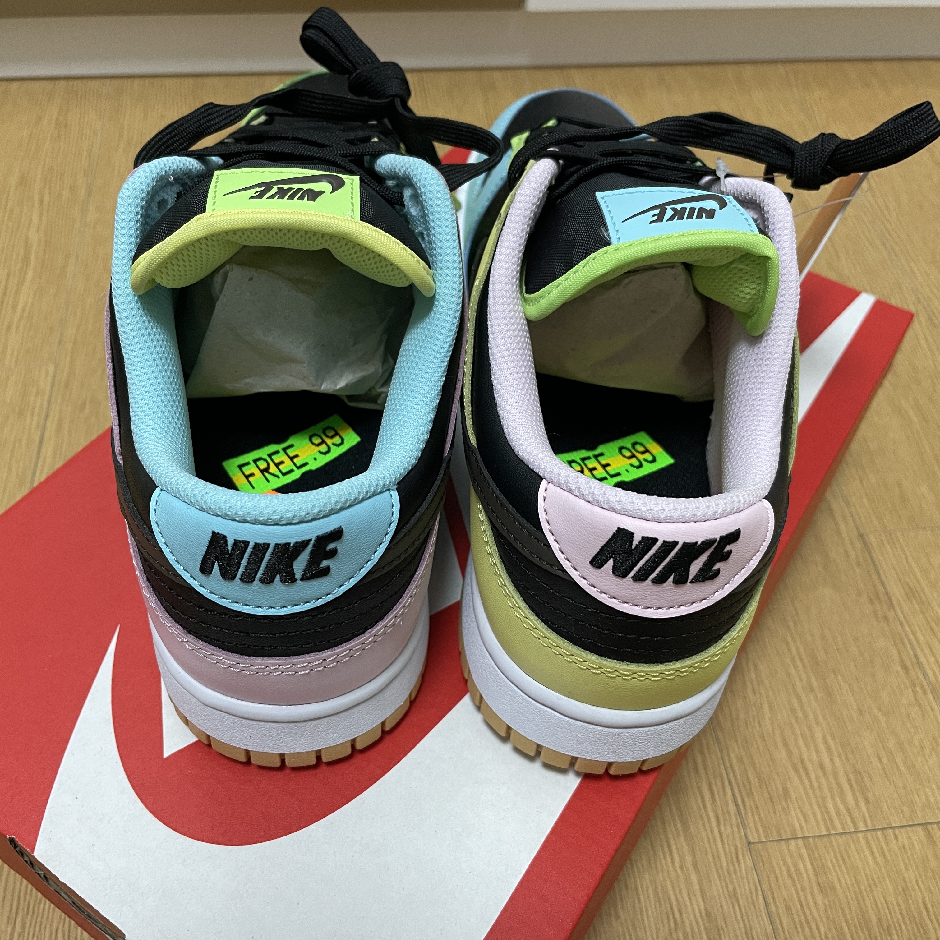 Nike Dunk Low SE Free.99 Black 착용 스타일 - 2