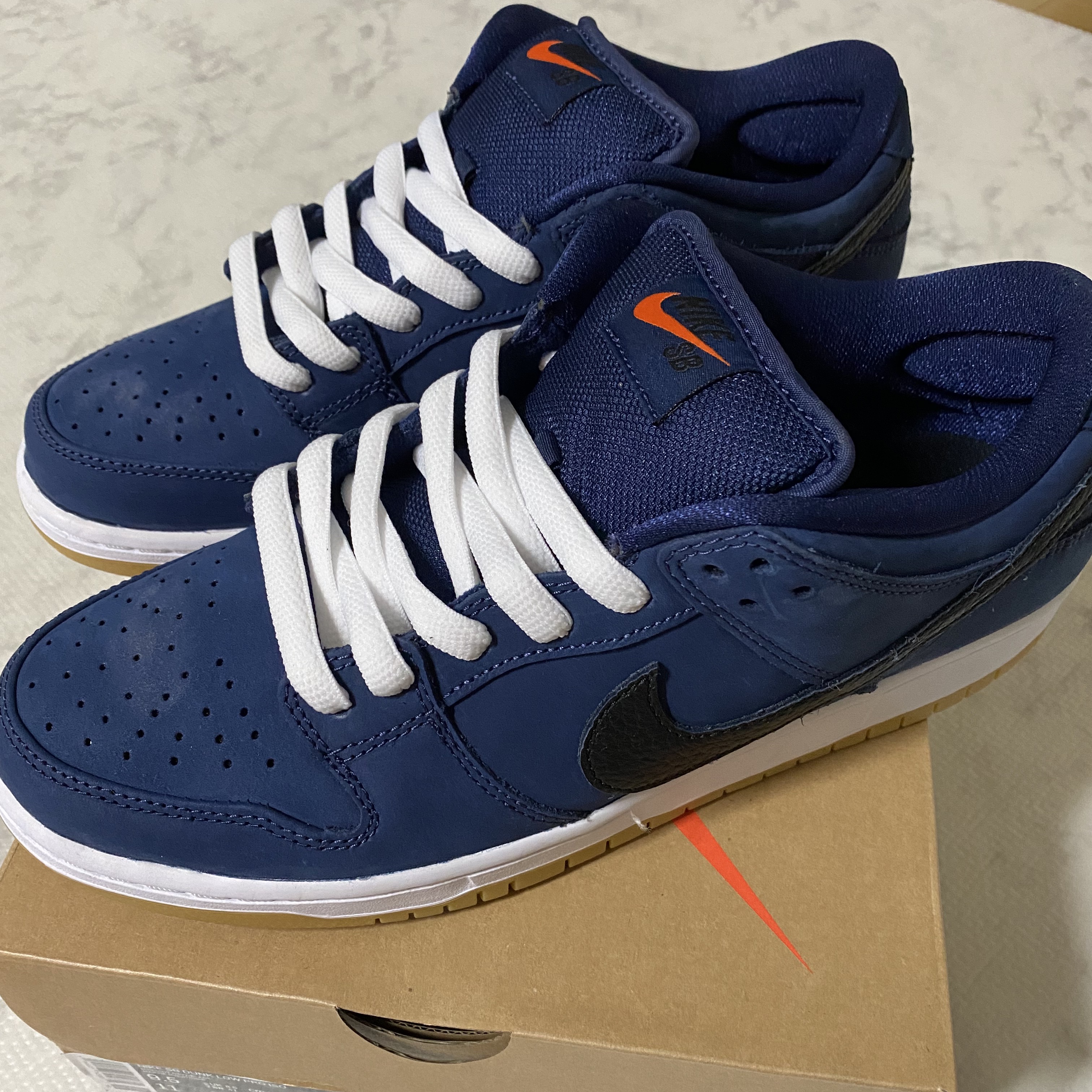 Nike SB Dunk Low Pro Midnight Navy 착용 스타일