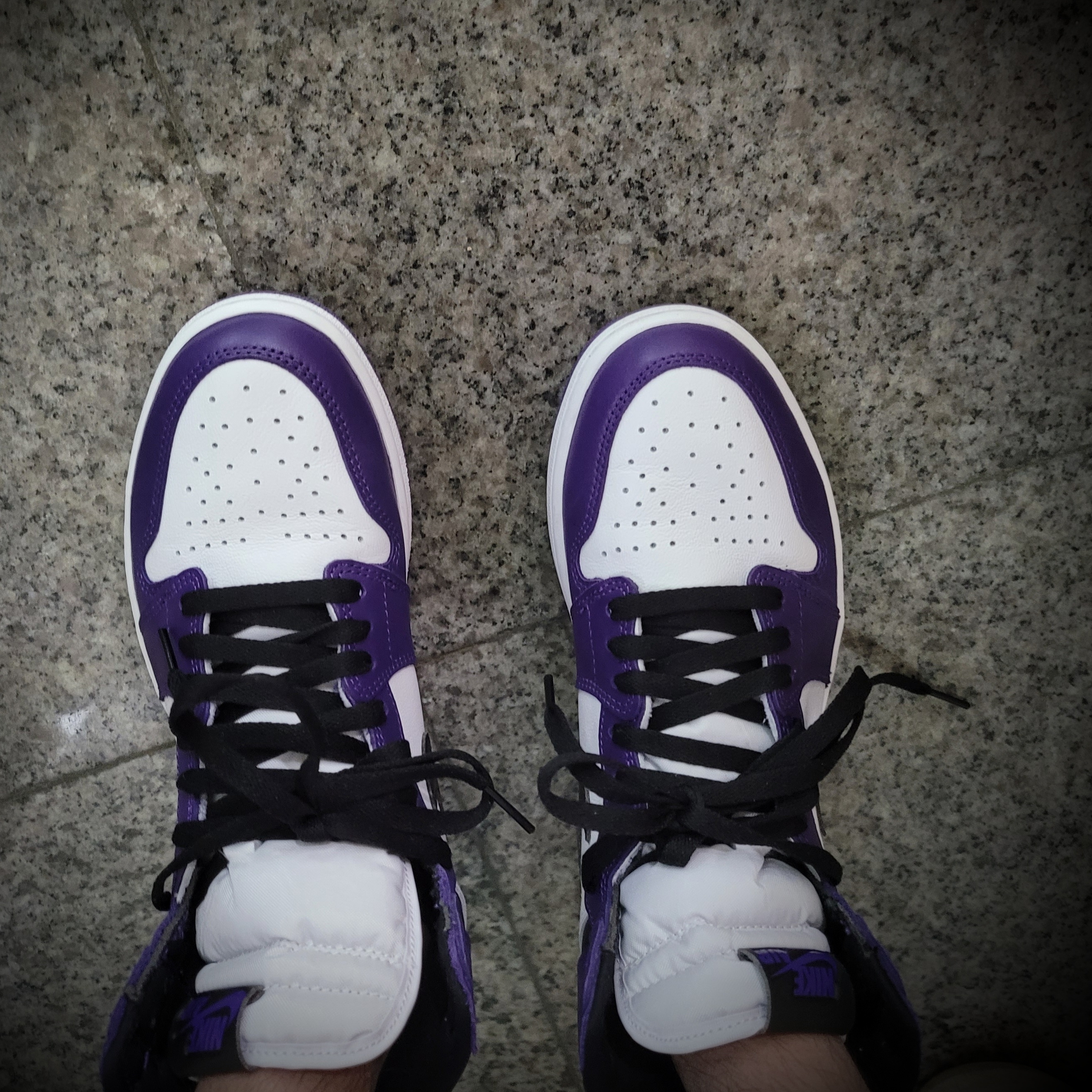 Jordan 1 Retro High OG Court Purple 2020 착용 스타일 - 3
