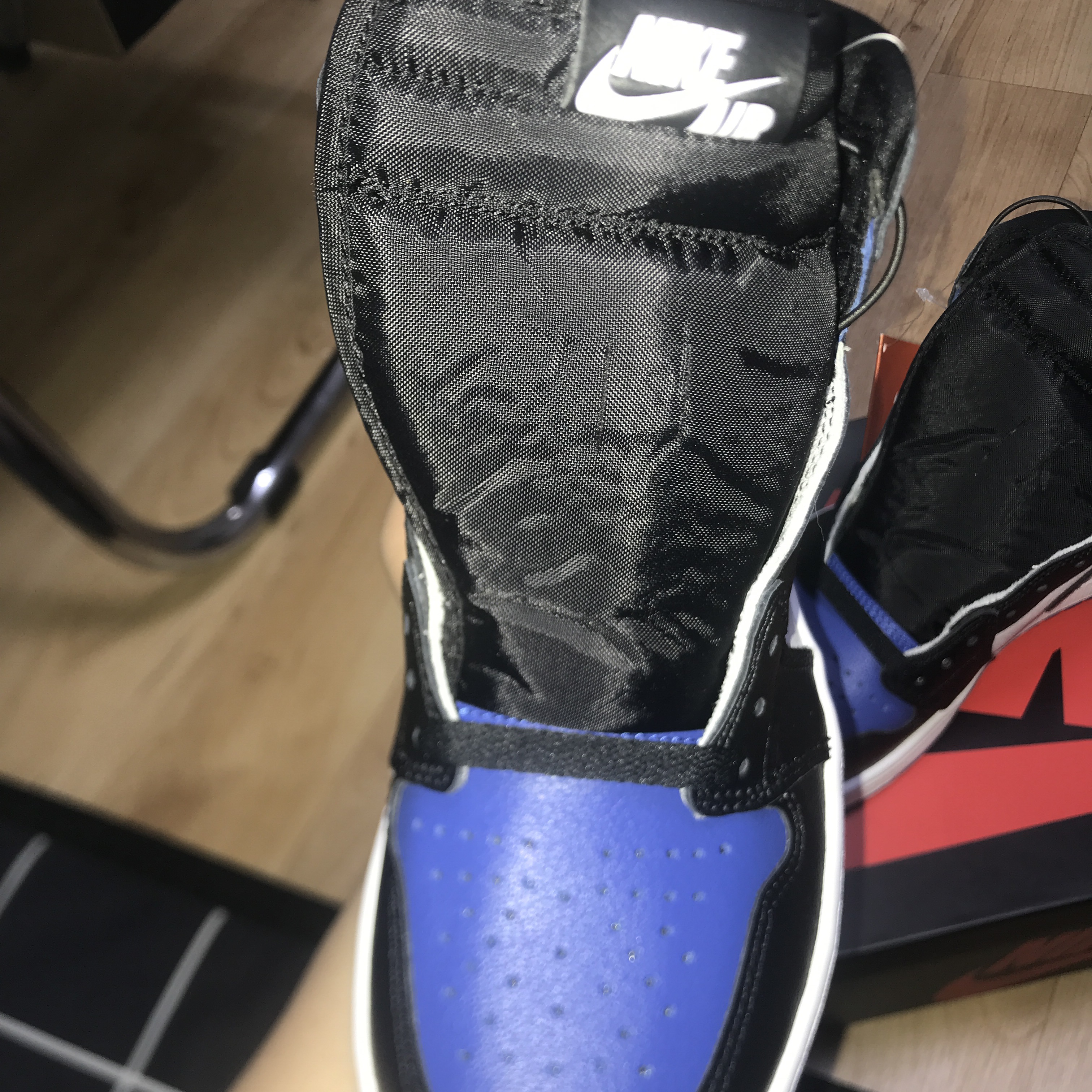 Jordan 1 Retro High OG Royal Toe, (GS) Jordan 1 Retro High OG Royal Toe 착용 스타일 - 3