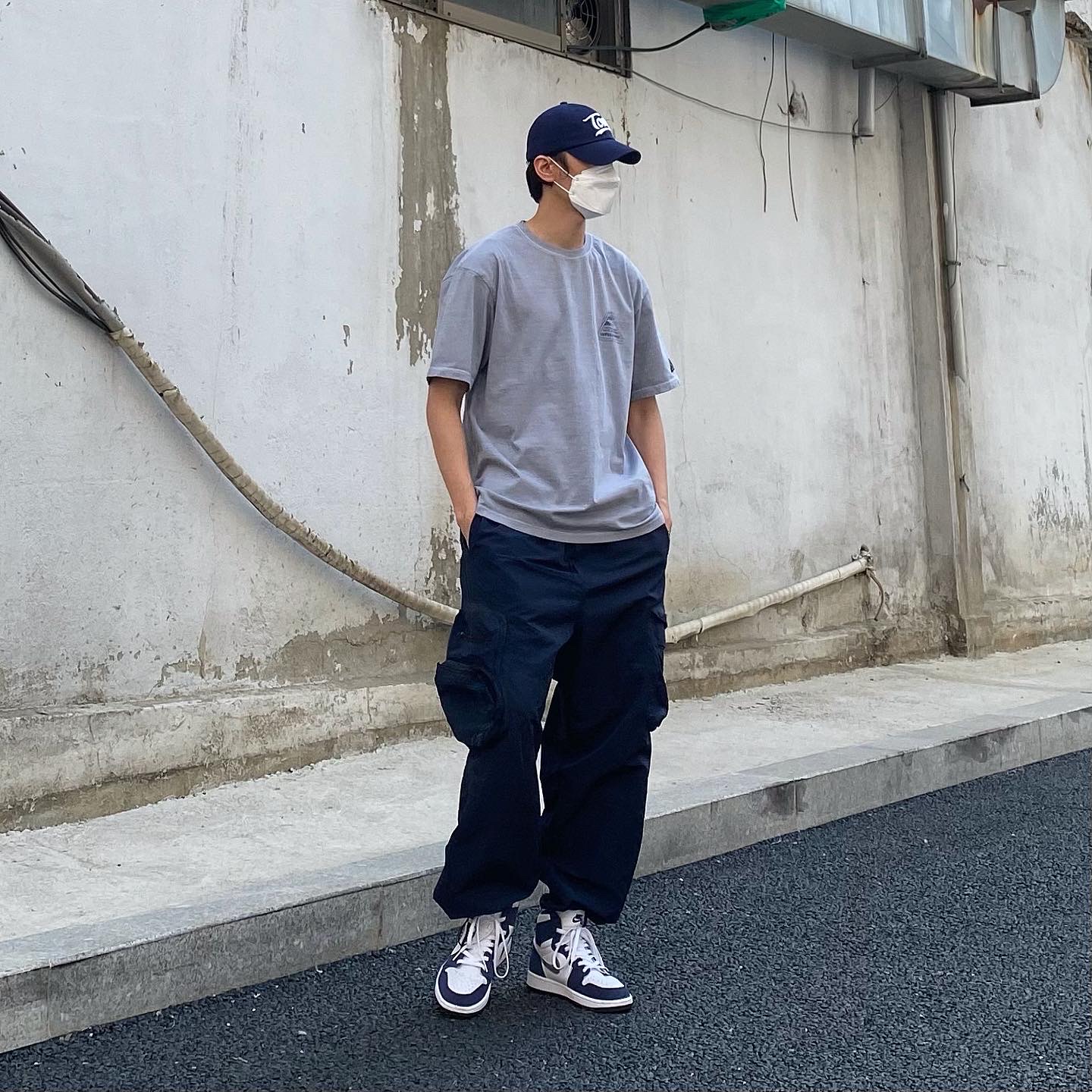 Jordan 1 Retro High OG CO.JP Midnight Navy 착용 스타일 - 1