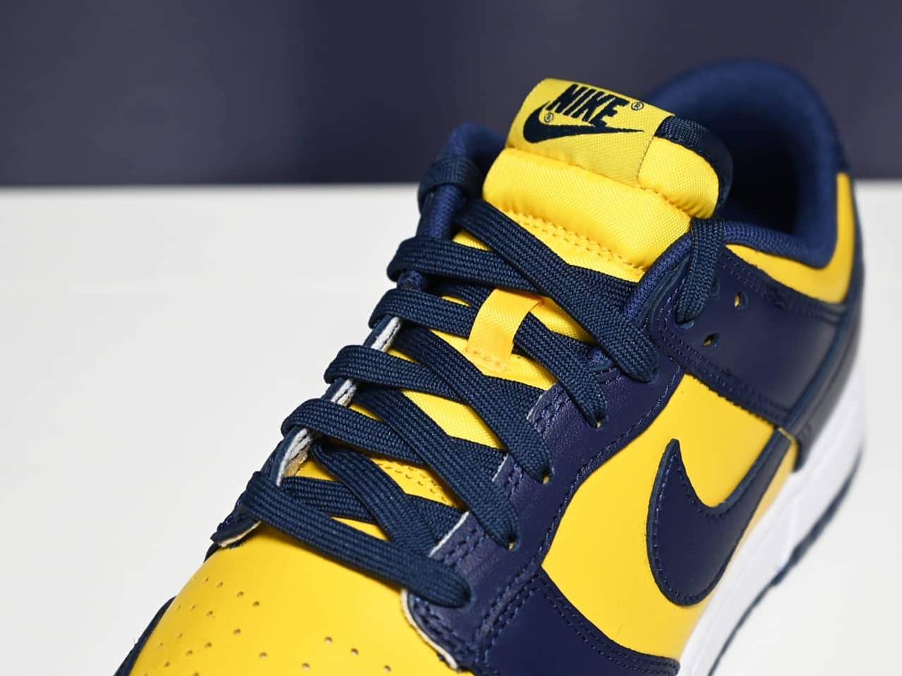 Nike Dunk Low Retro Varsity Maize 착용 스타일 - 3