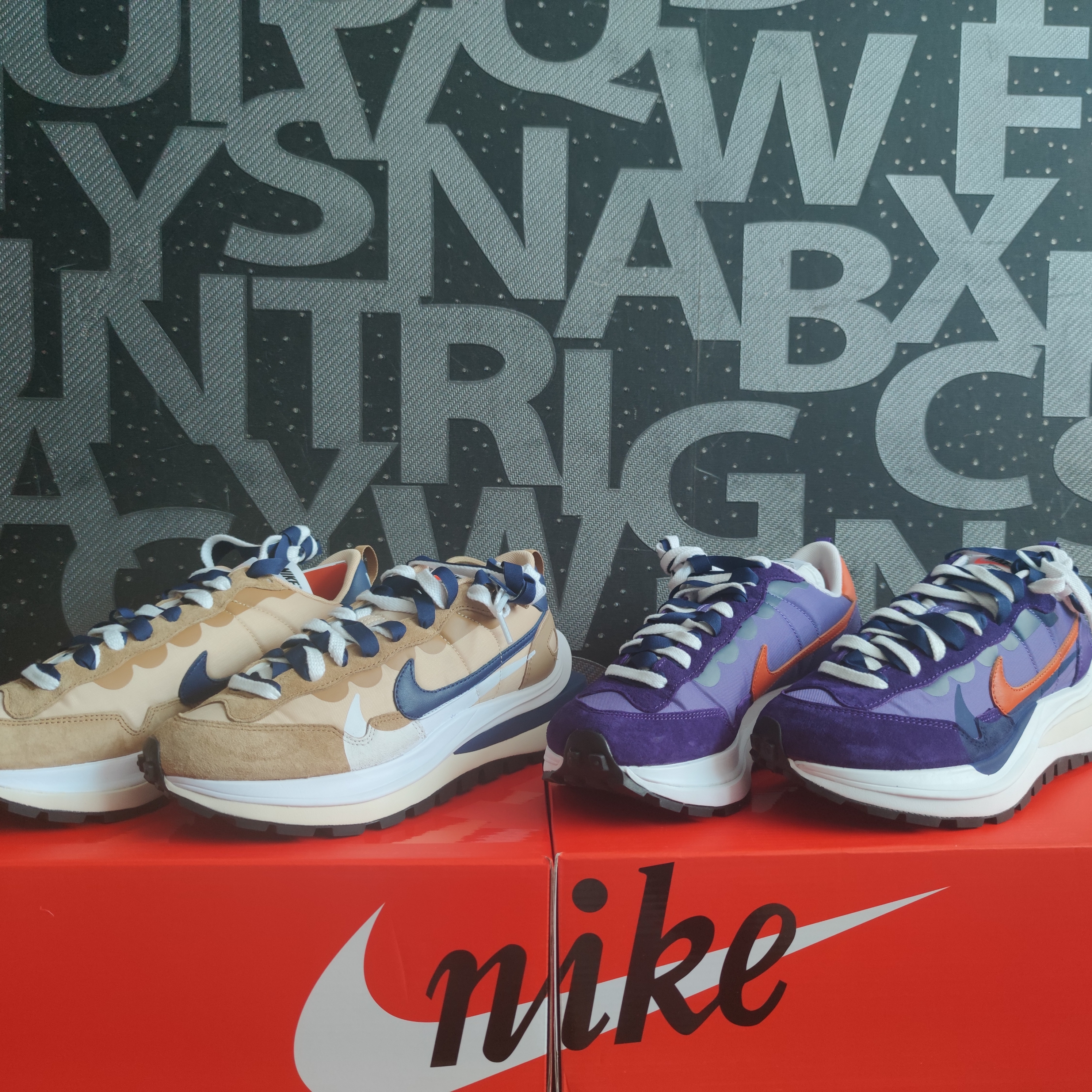 Nike x Sacai VaporWaffle Sesame and Blue Void, Nike x Sacai VaporWaffle Dark Iris 착용 스타일 - 1
